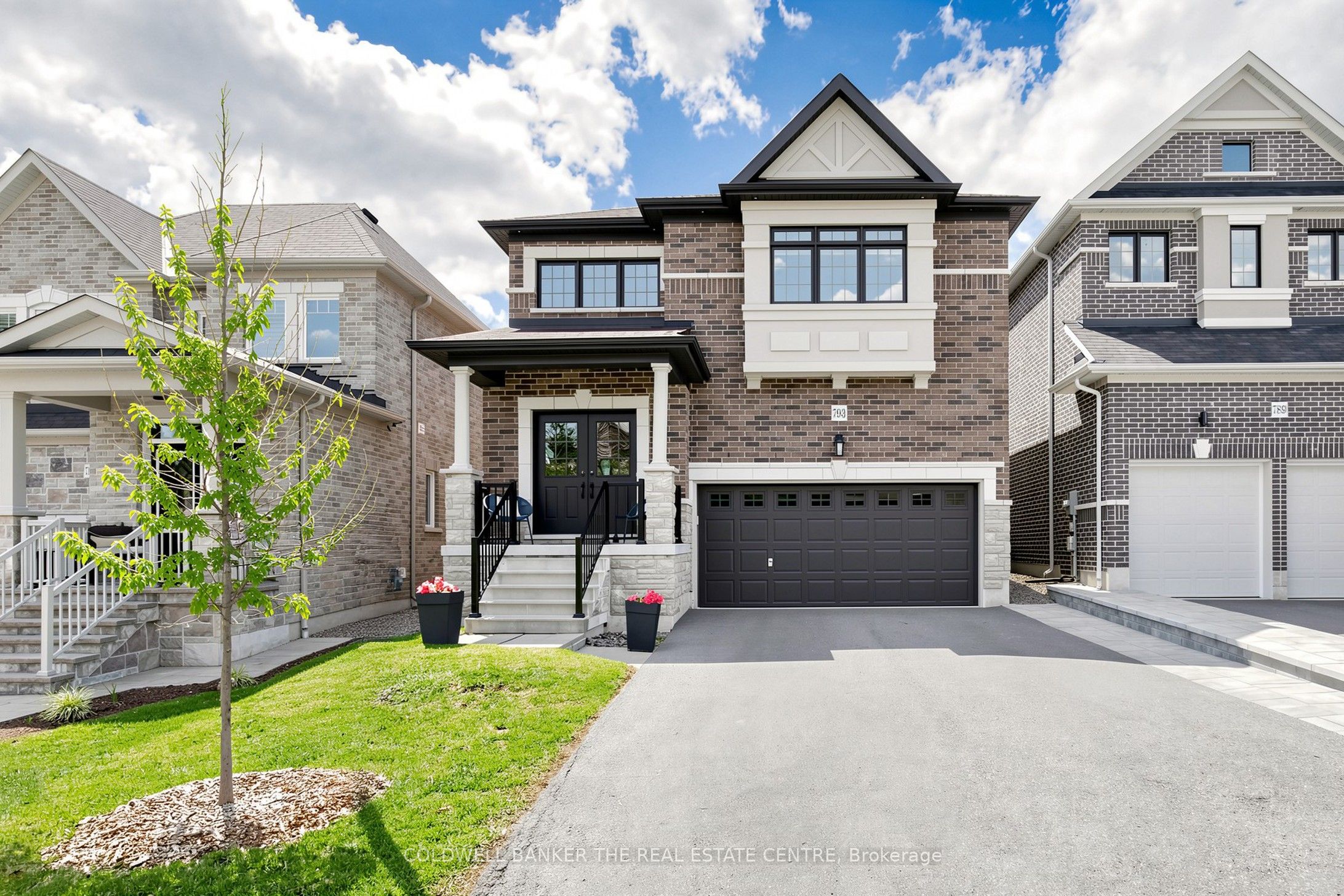 793 Prest Way, Newmarket, ON L3X 0J7 photo 2