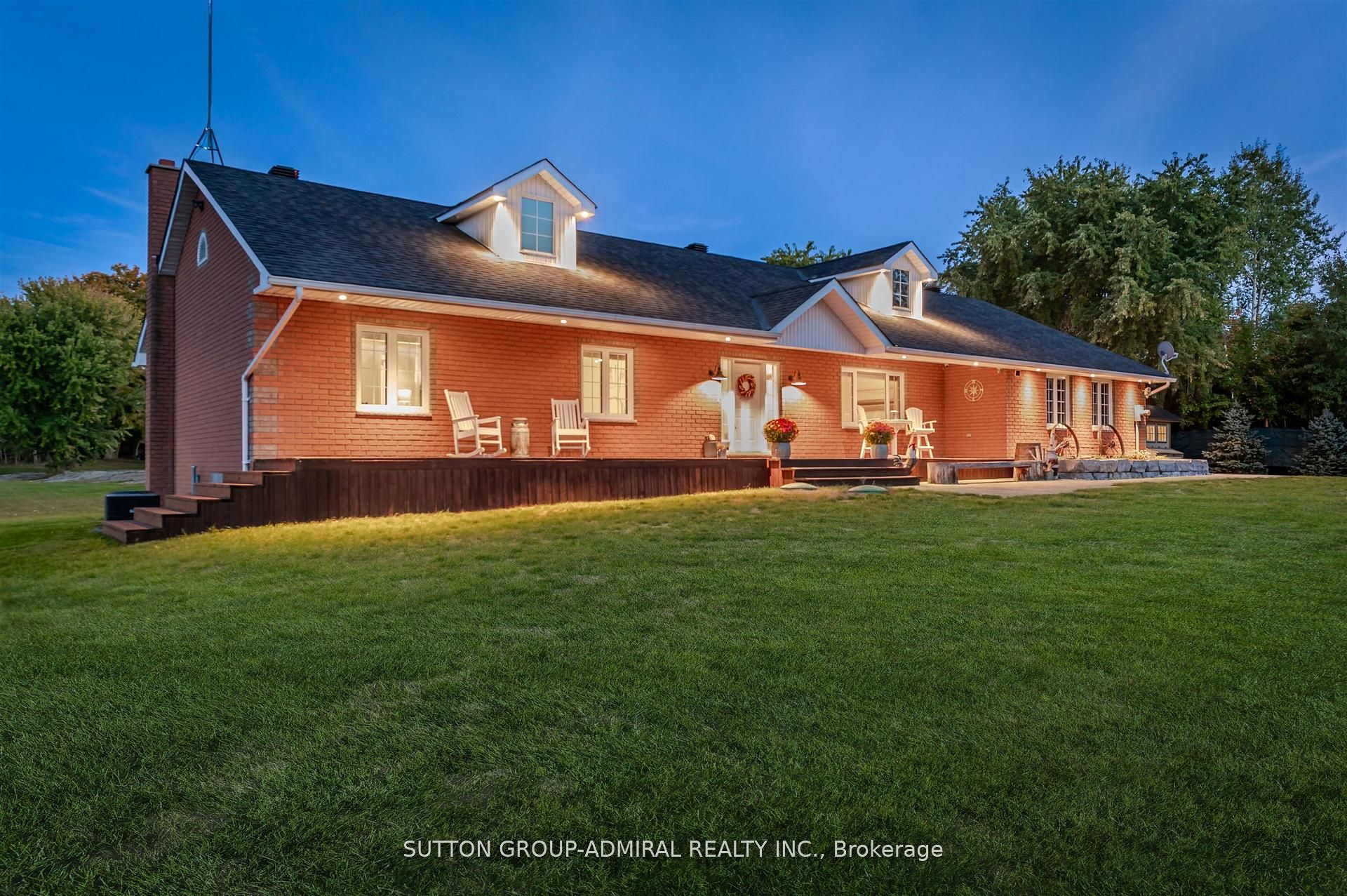 250 Denney Drive, Essa, ON L3W 0T8 photo 3
