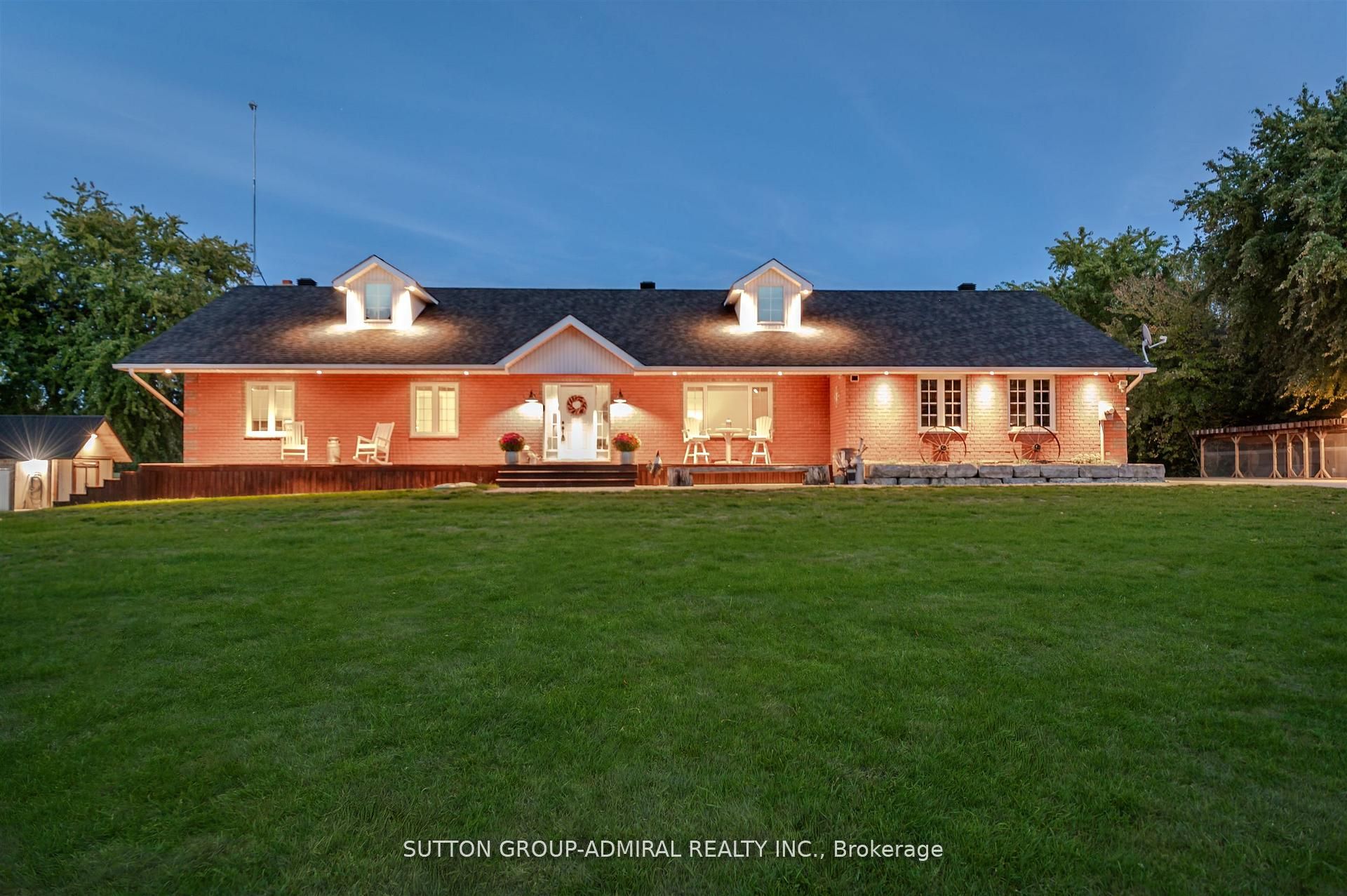 250 Denney Drive, Essa, ON L3W 0T8 photo 4