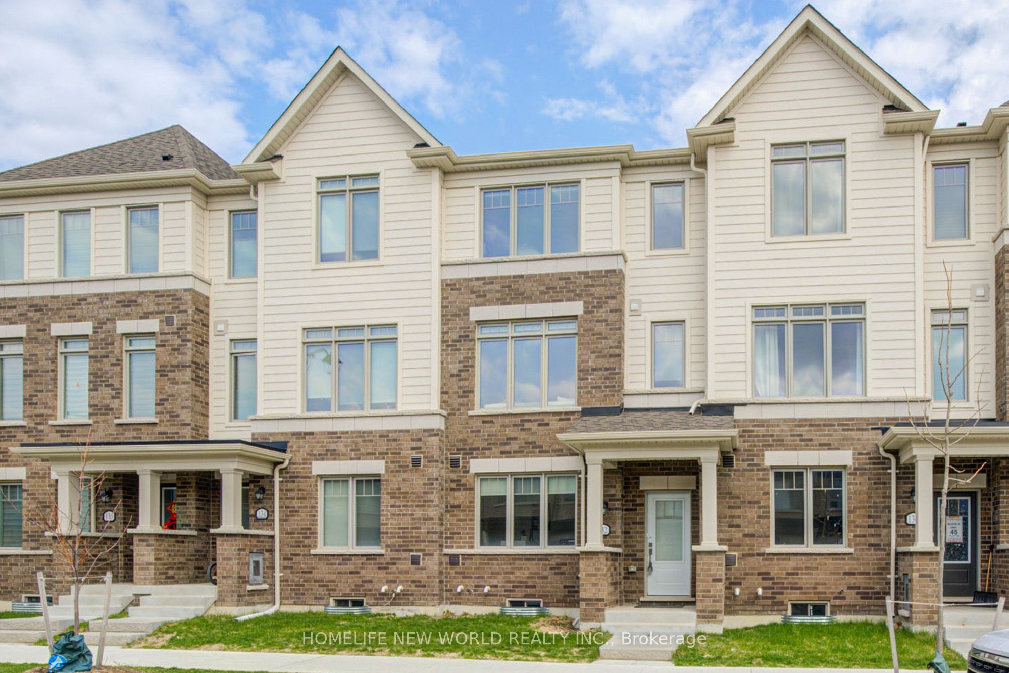 132 Lageer Drive, Whitchurch-Stouffville, ON L4A 5G2