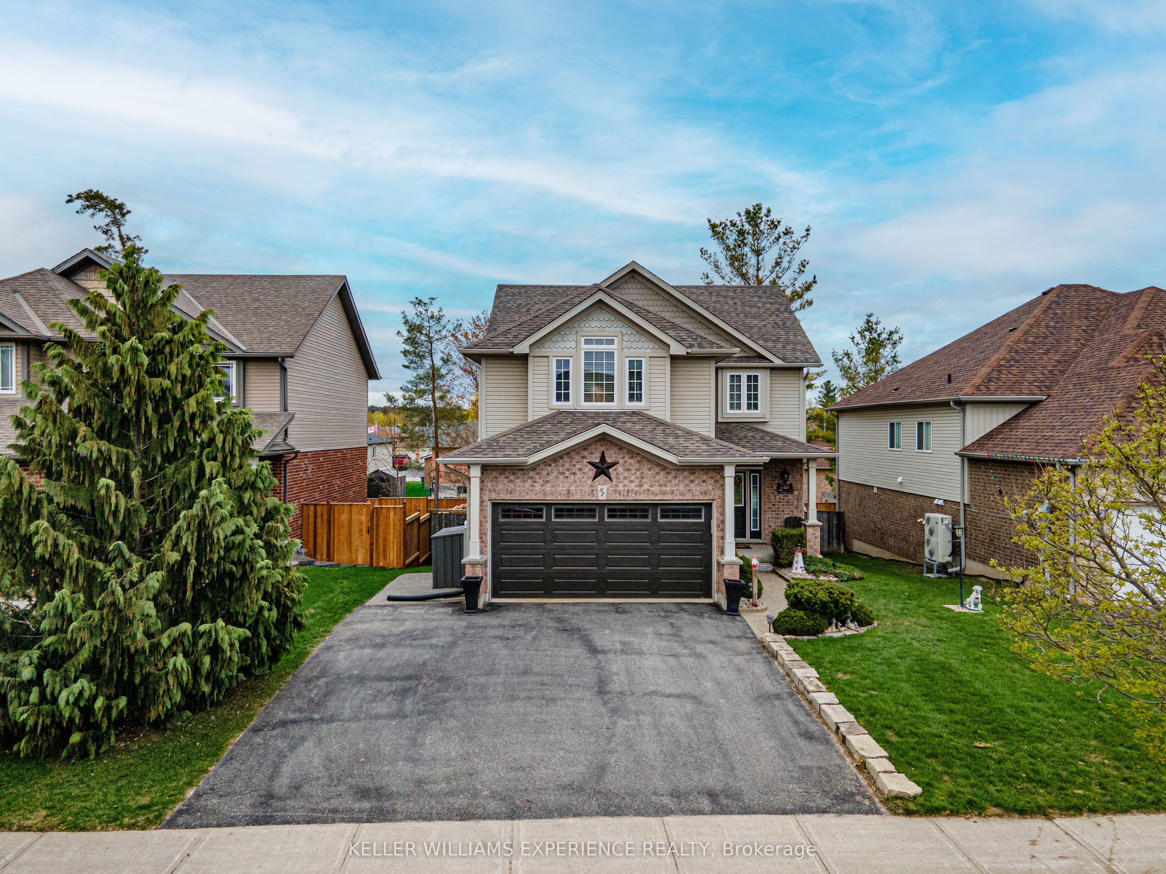 87 Armeda Clow Crescent, Essa, ON L3W 0H6