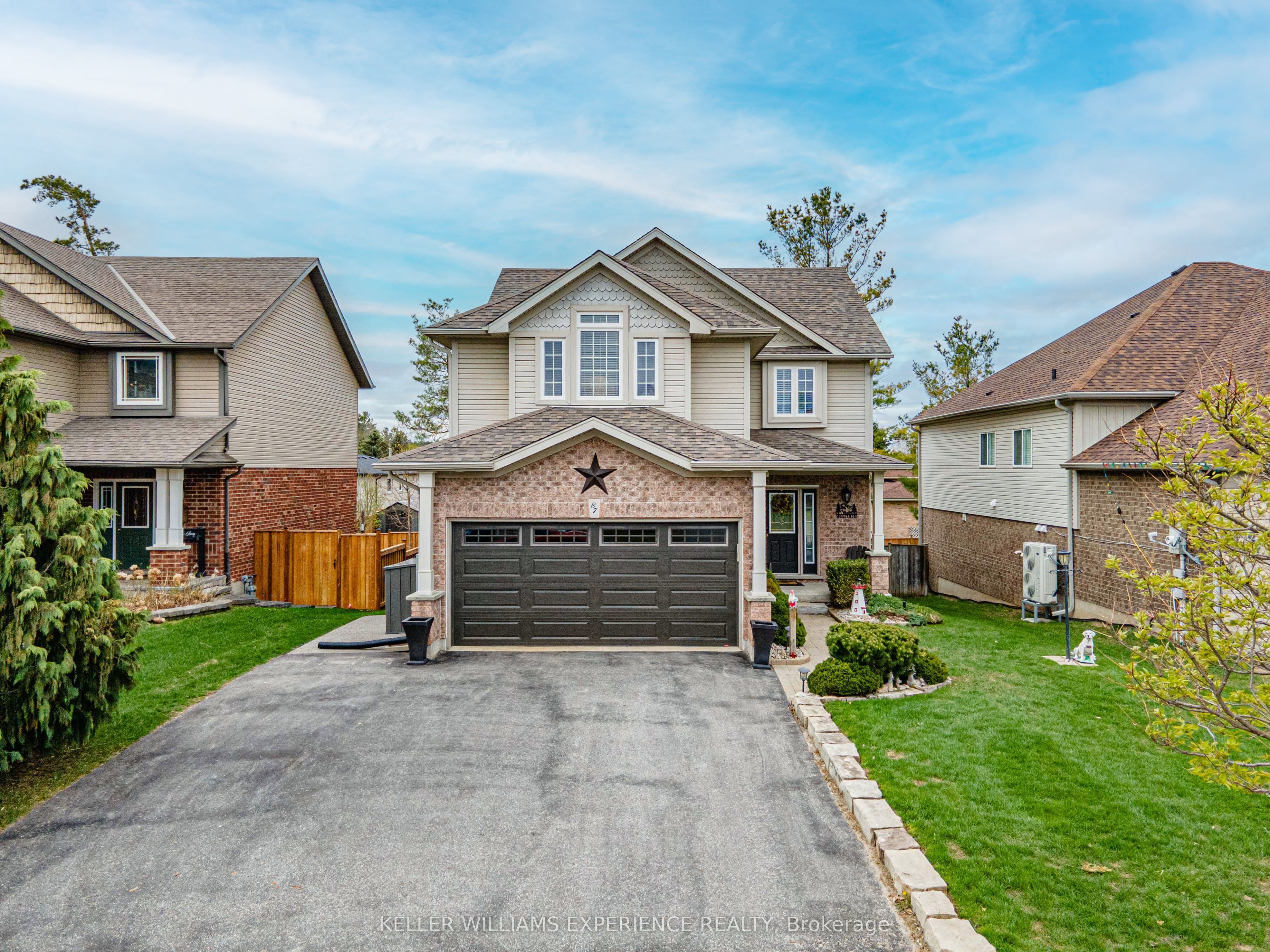 87 Armeda Clow Crescent, Essa, ON L3W 0H6 photo 2