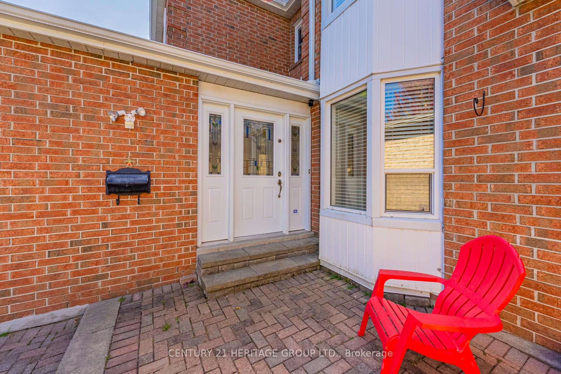 36 Hallmark Court, Vaughan, ON L4J 3A4 photo 2