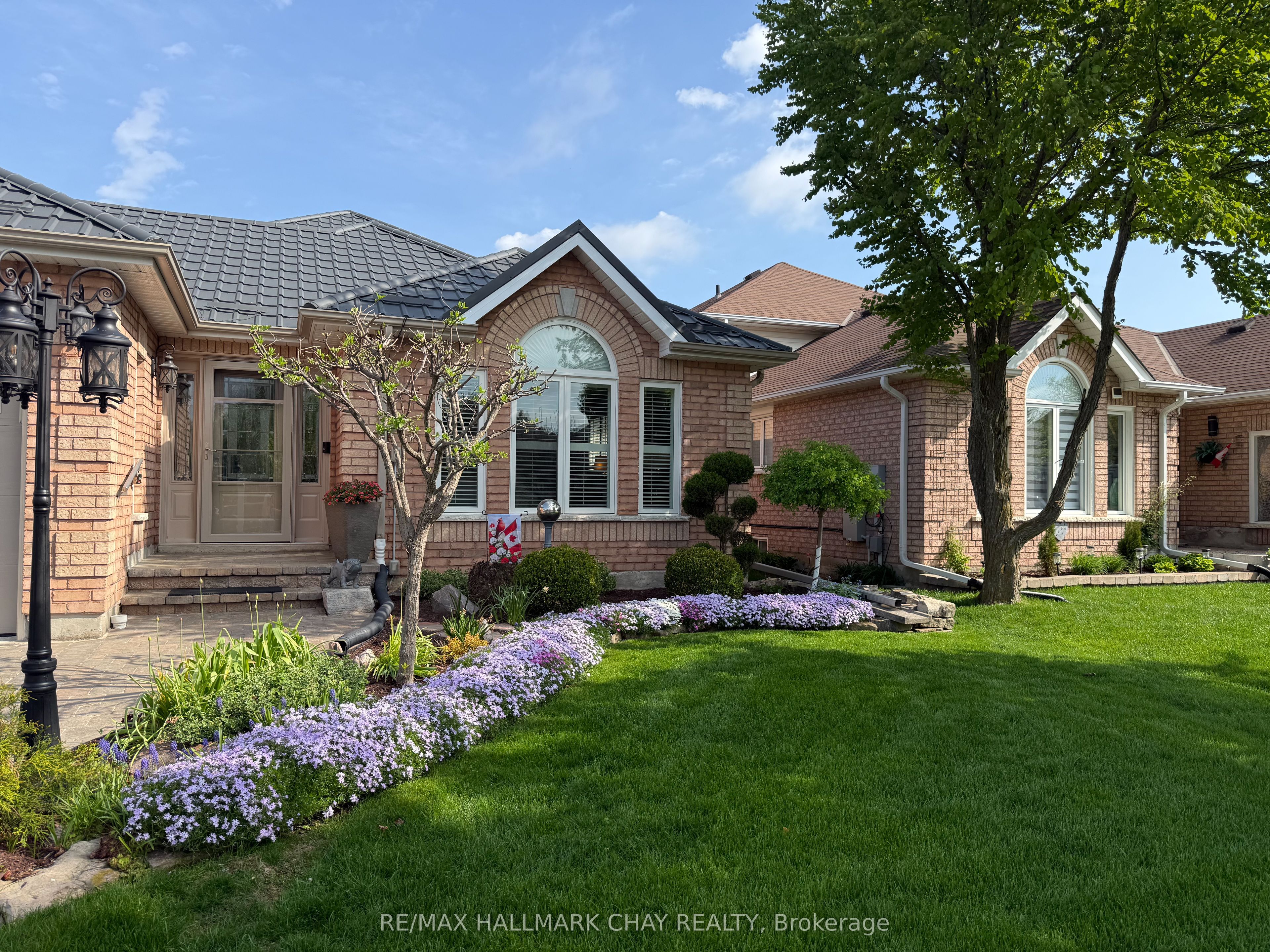 4 Darling Crescent, New Tecumseth, ON L9R 1P4