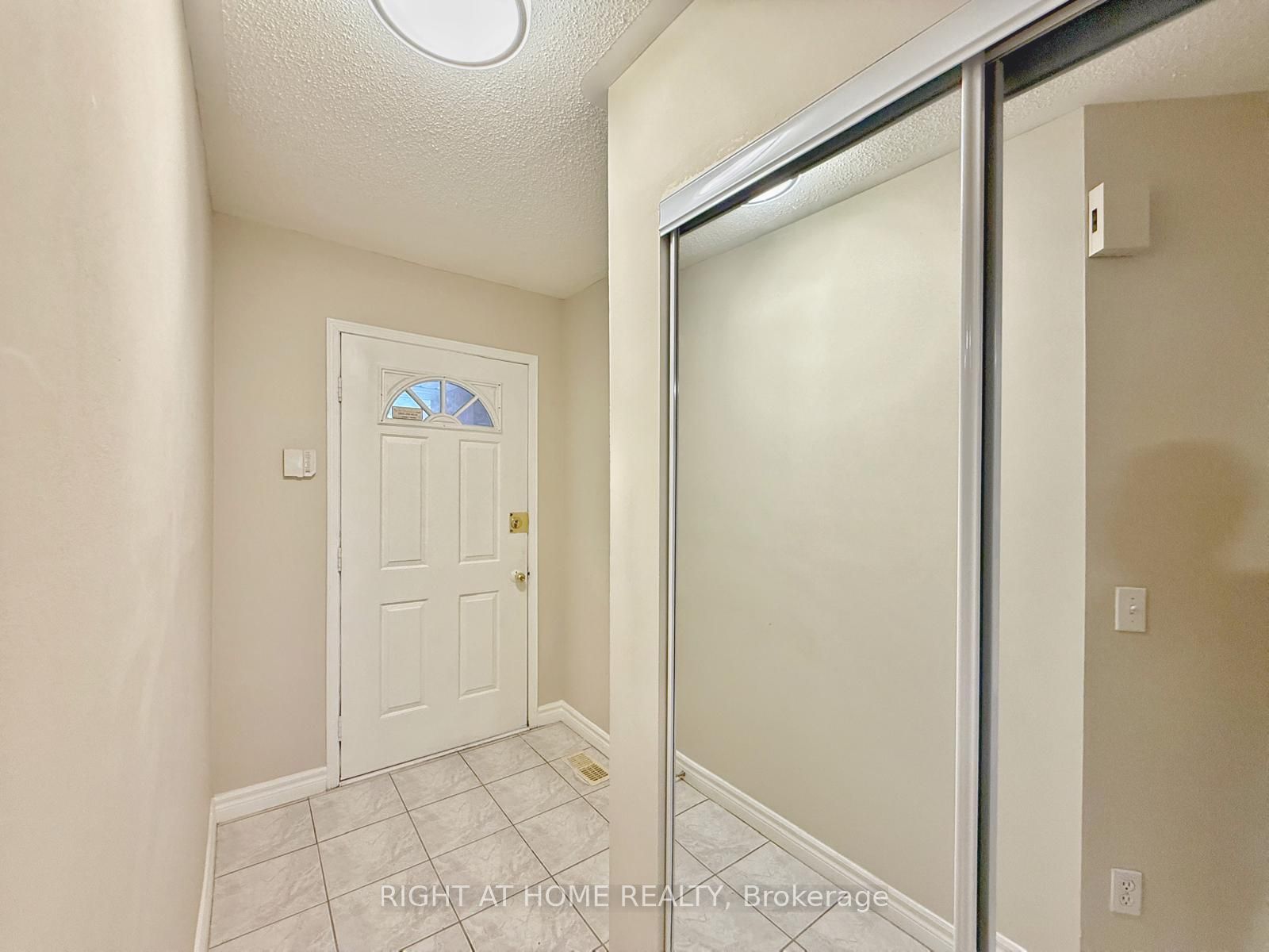 81 Northern Heights Drive, Richmond Hill, ON L4B 4C9 photo 3