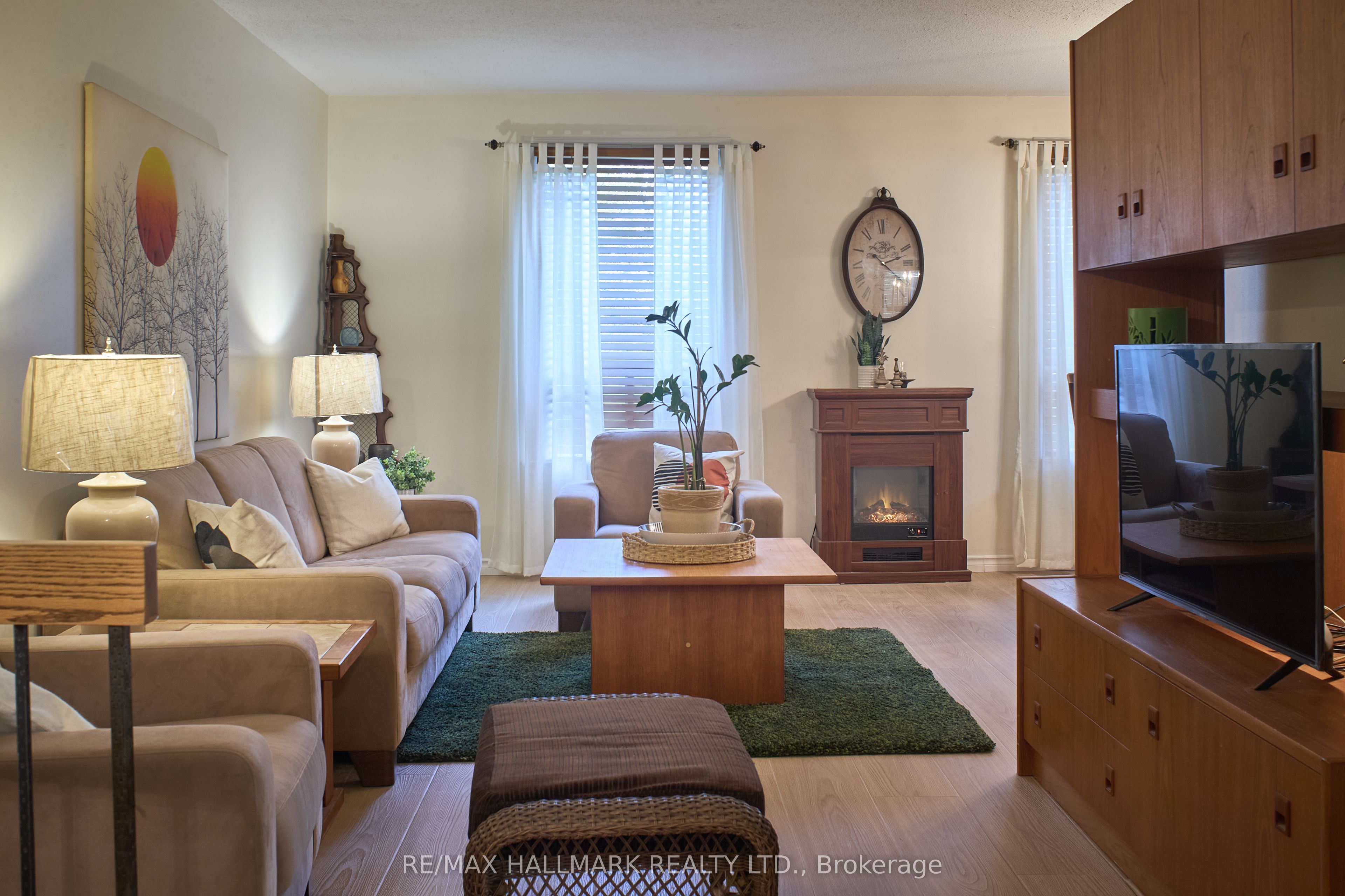195 Avenue Road, Richmond Hill, ON L4C 4Z7 photo 5