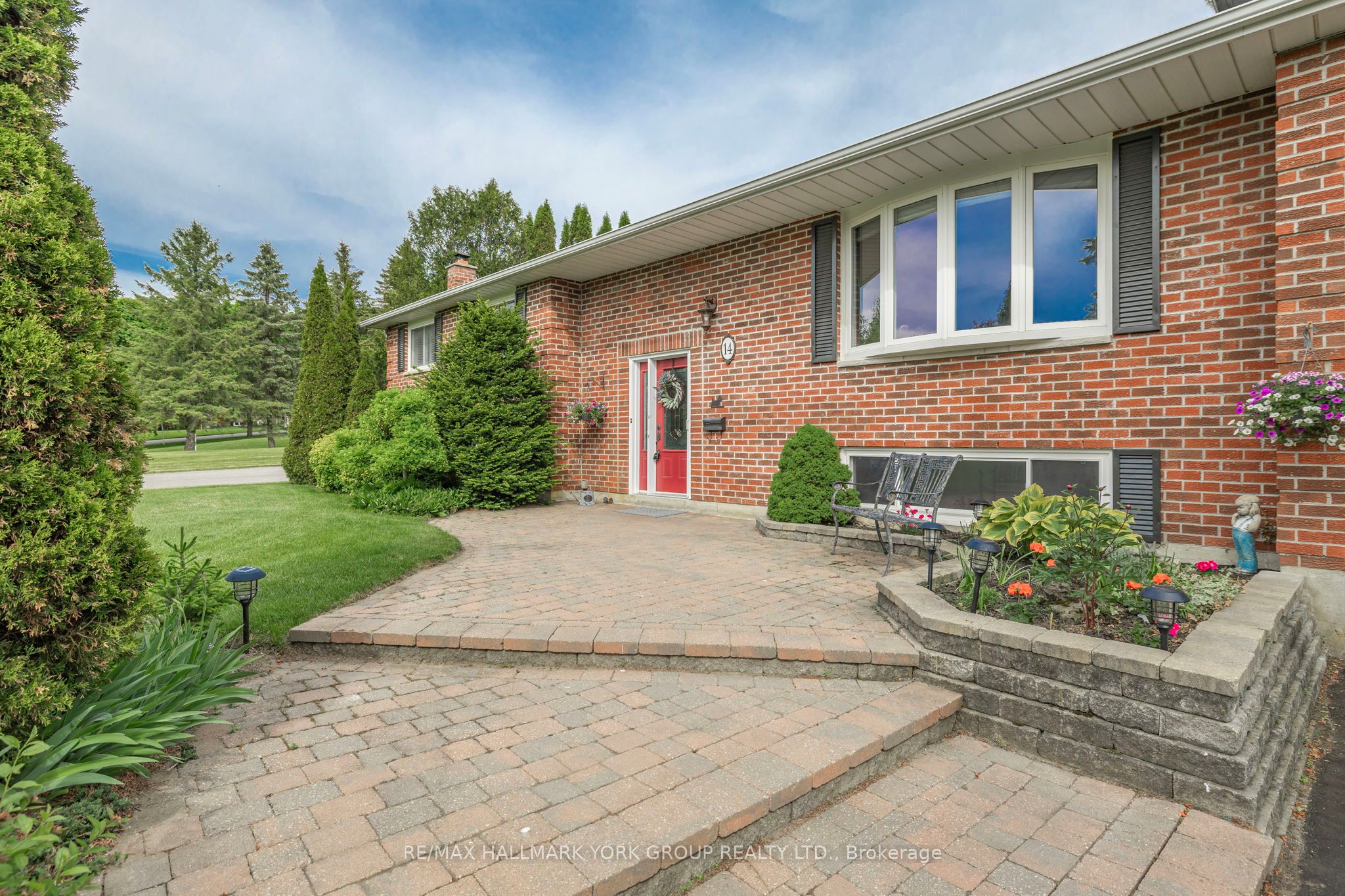 14 Anchor Court, East Gwillimbury, ON L9N 1G1 photo 5