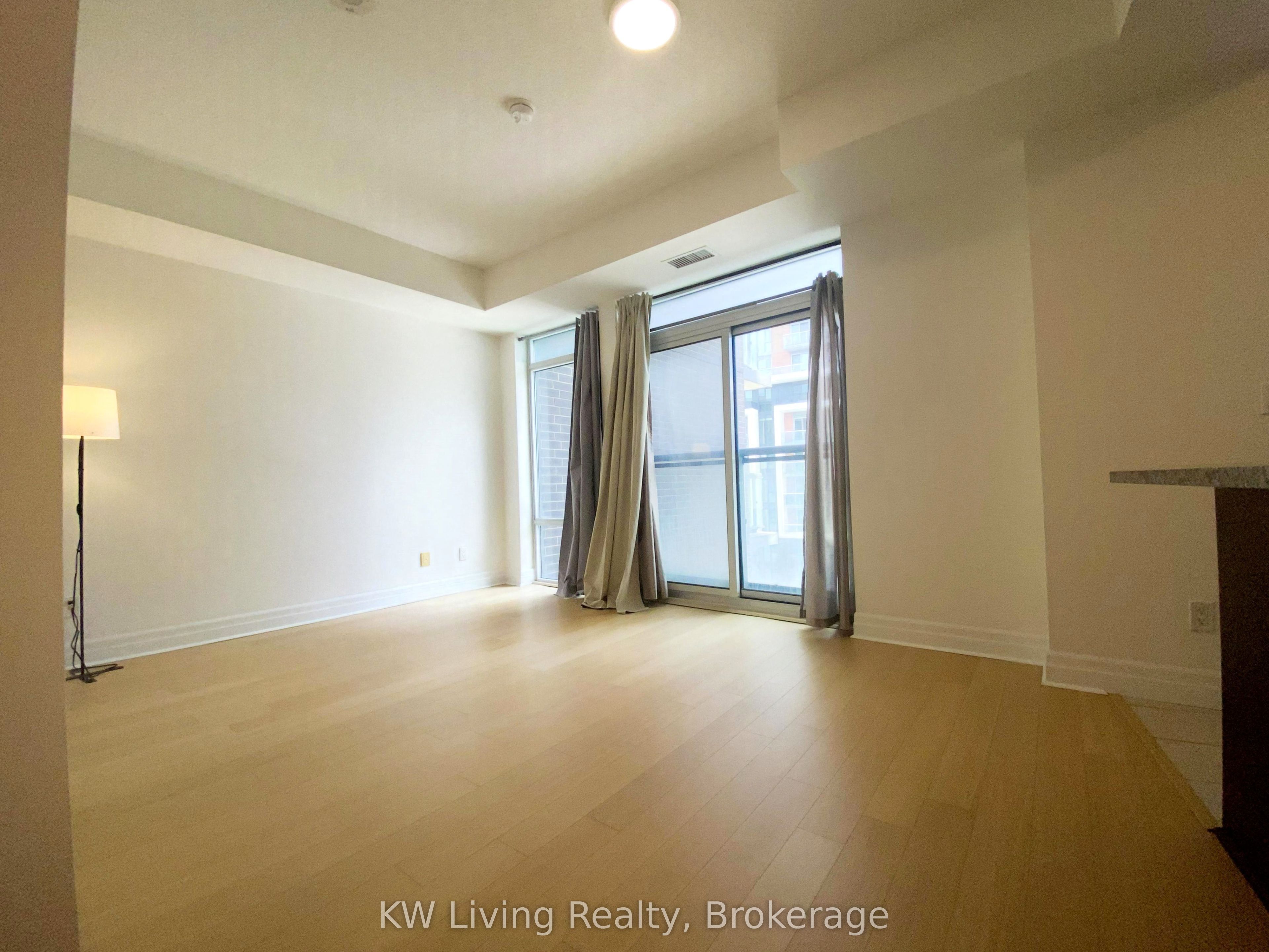 8110 Birchmount Road 714, Markham, ON L6G 0E3 photo 5