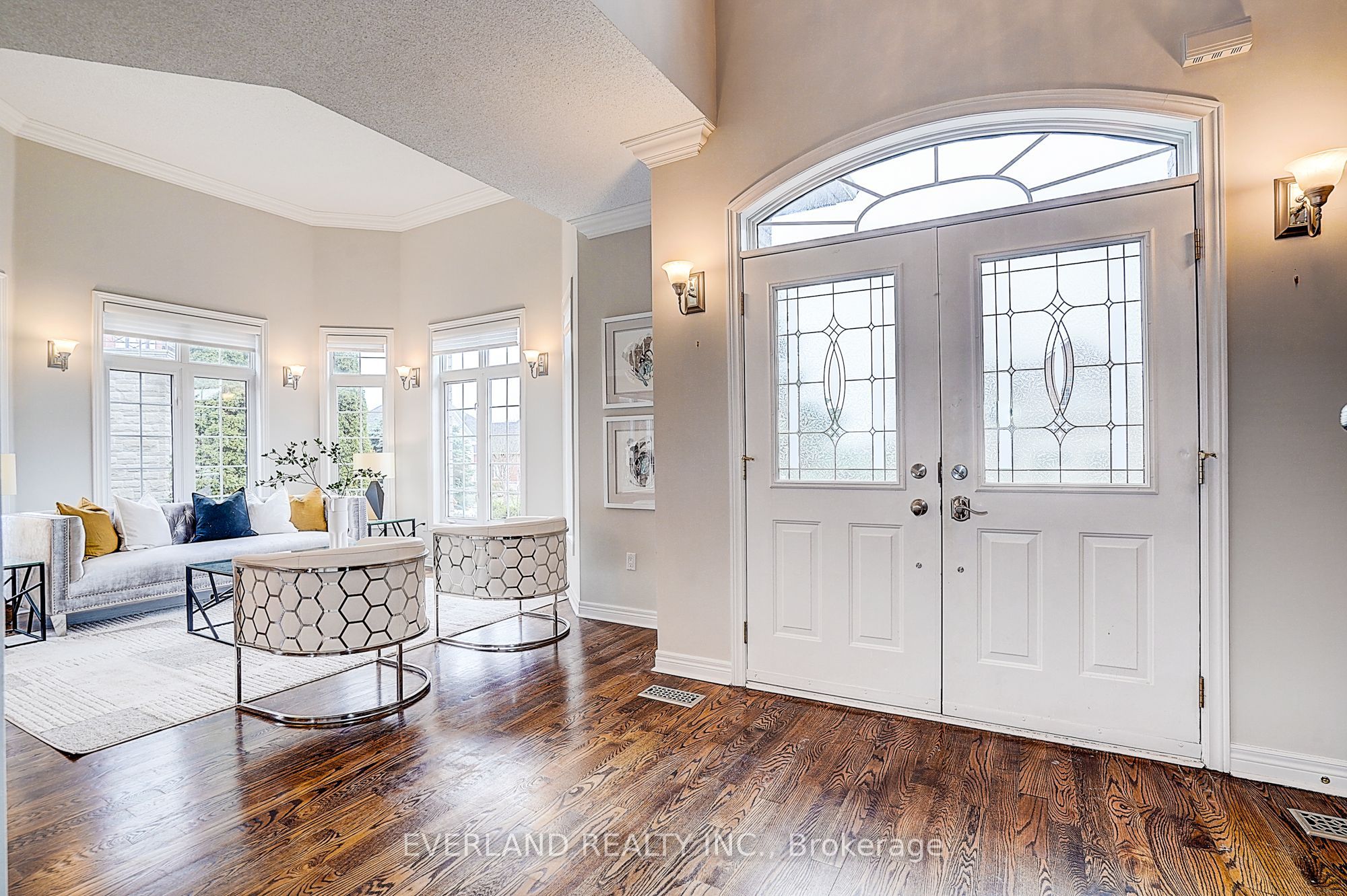 922 Best Circle, Newmarket, ON L3X 2H8 photo 4