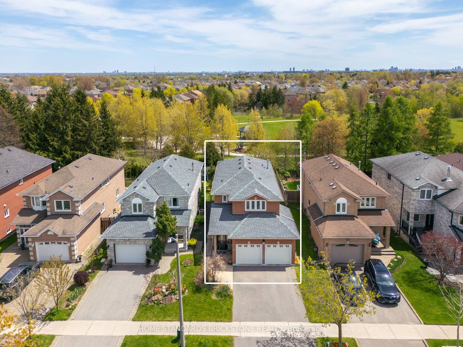 65 Springer Drive S, Richmond Hill, ON L4C 0G3 photo 2