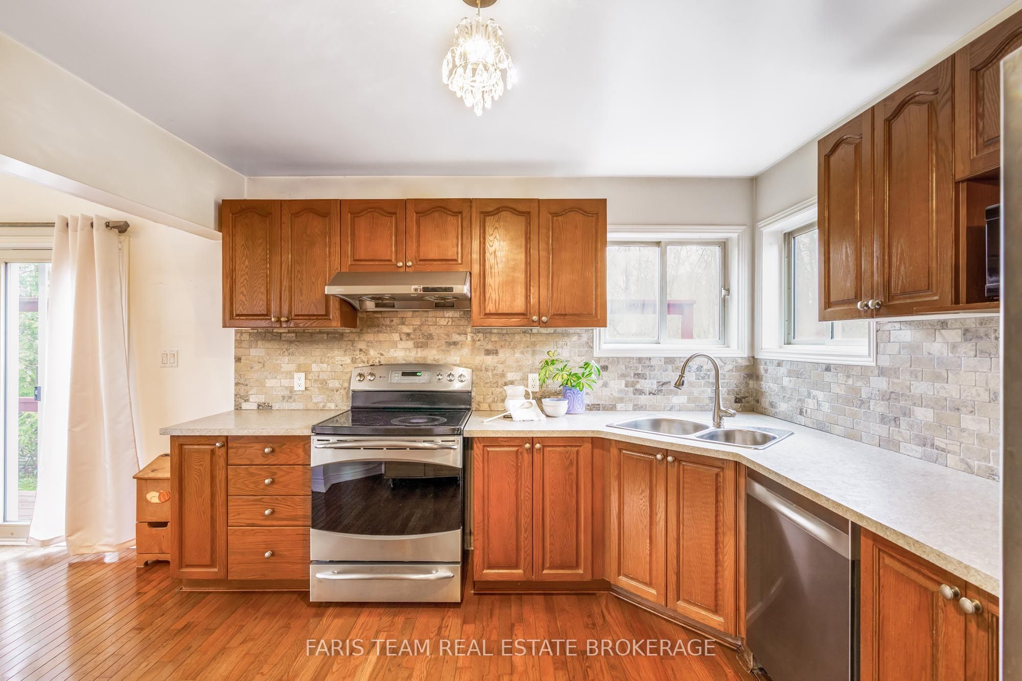 2720 Ireton Street, Innisfil, ON L9S 2J2 photo 5