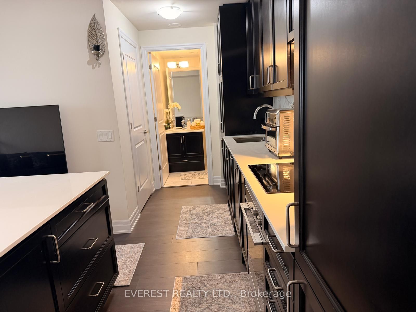 9075 Jane Street 1706, Vaughan, ON L4K 0L7 photo 2