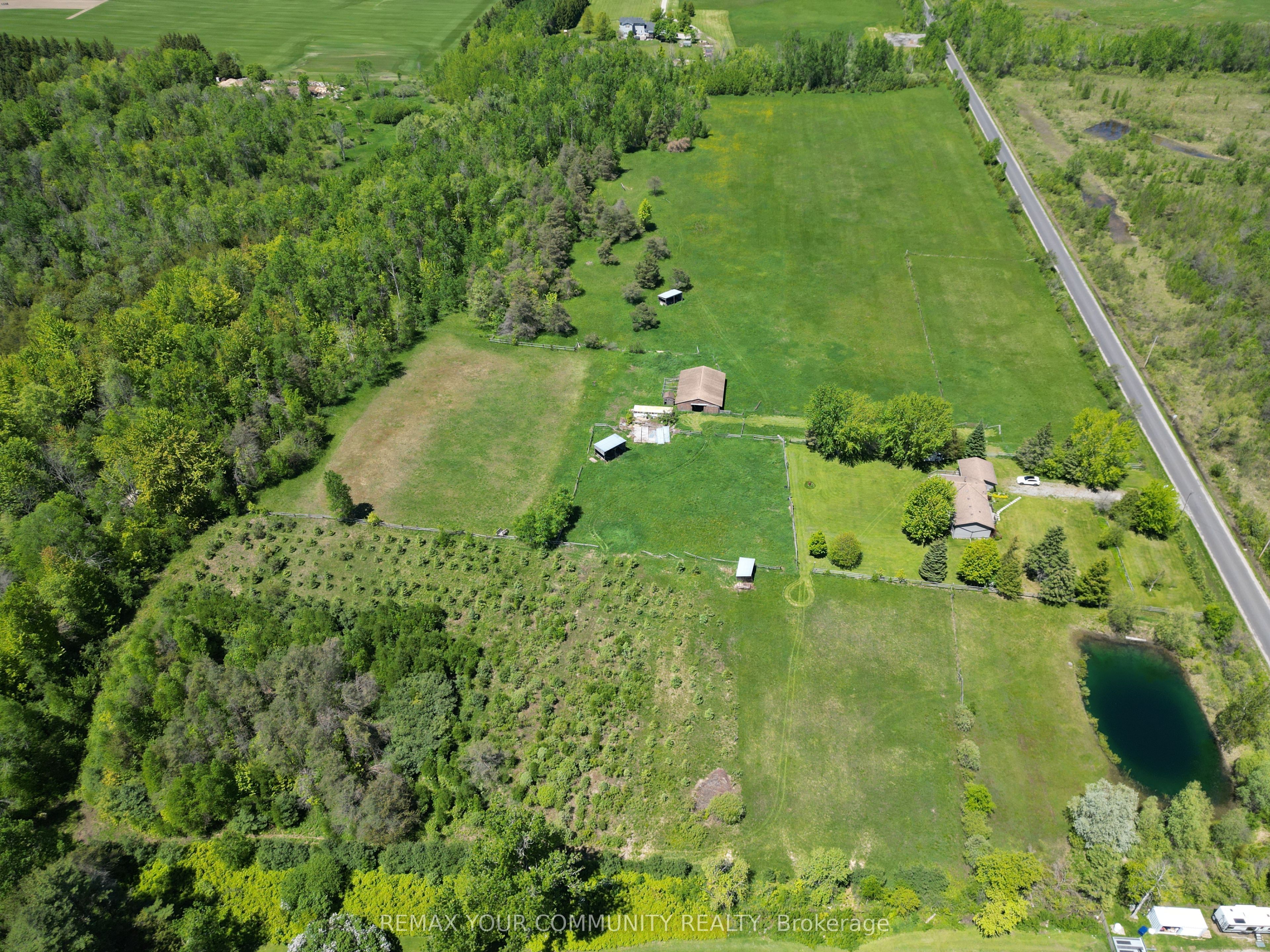 24730 Valley View Drive, Georgina, ON L0E 1R0 photo 2
