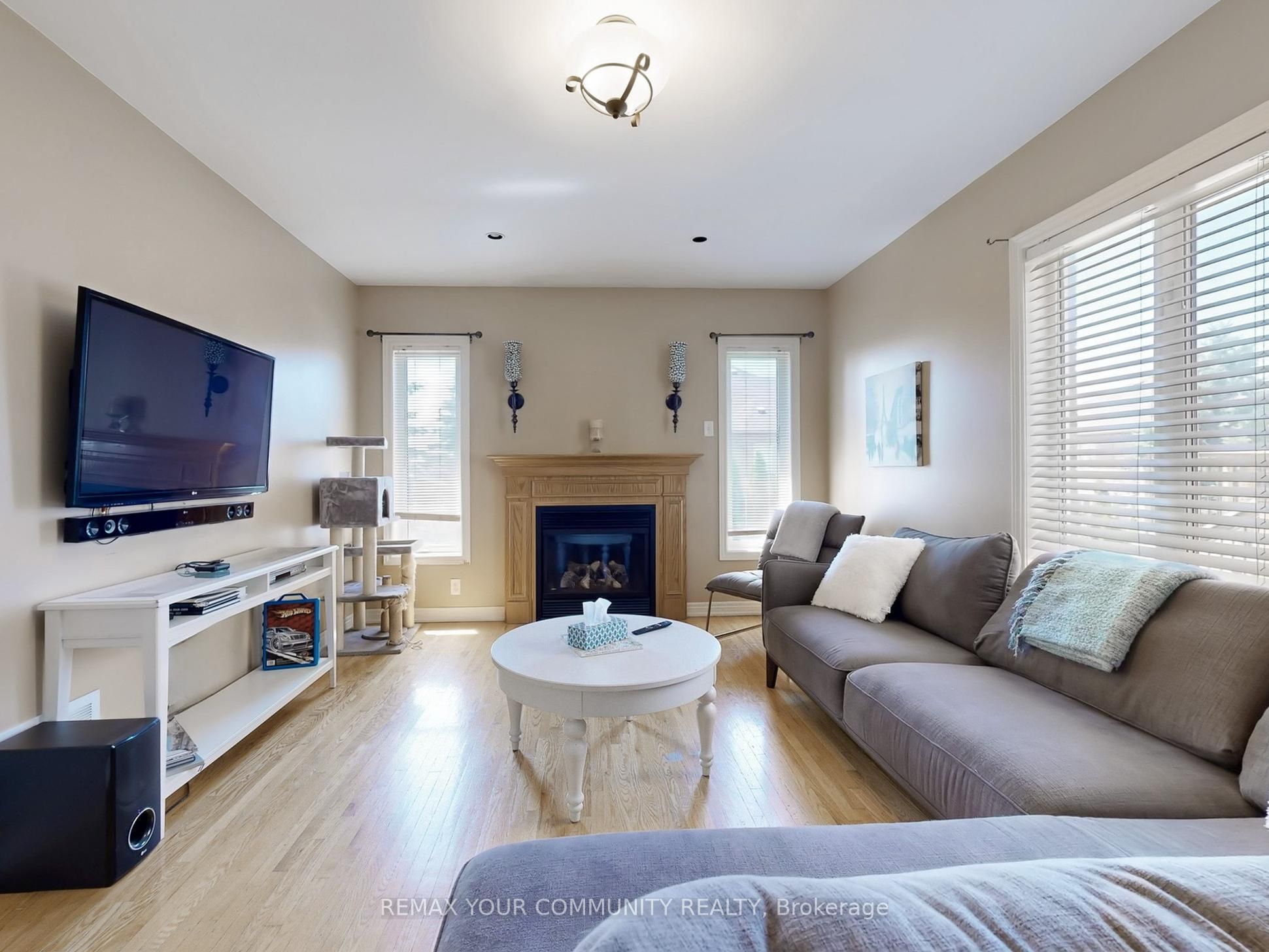 24 Cachet Hill Crescent, Vaughan, ON L4H 1S6 photo 5