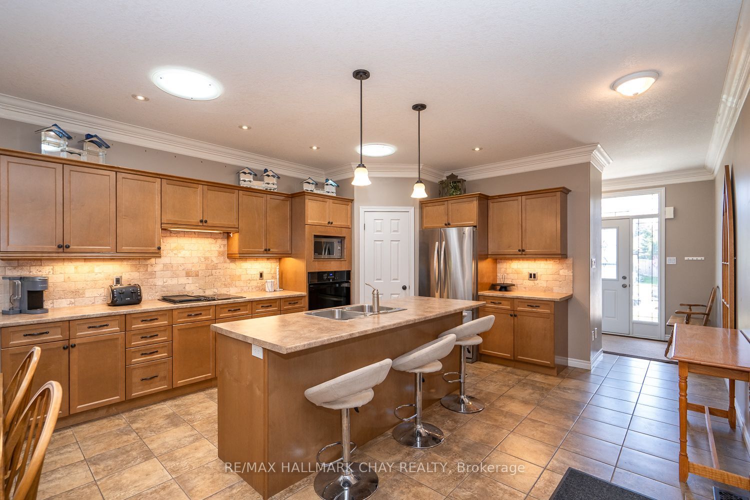 57 Irwin Crescent, New Tecumseth, ON L9R 0G6 photo 2