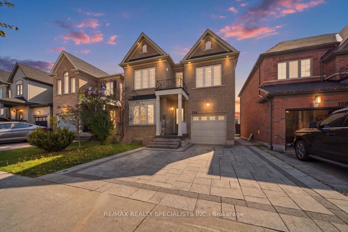 164 Webb Street, Bradford West Gwillimbury, ON L3Z 0P8 photo 2