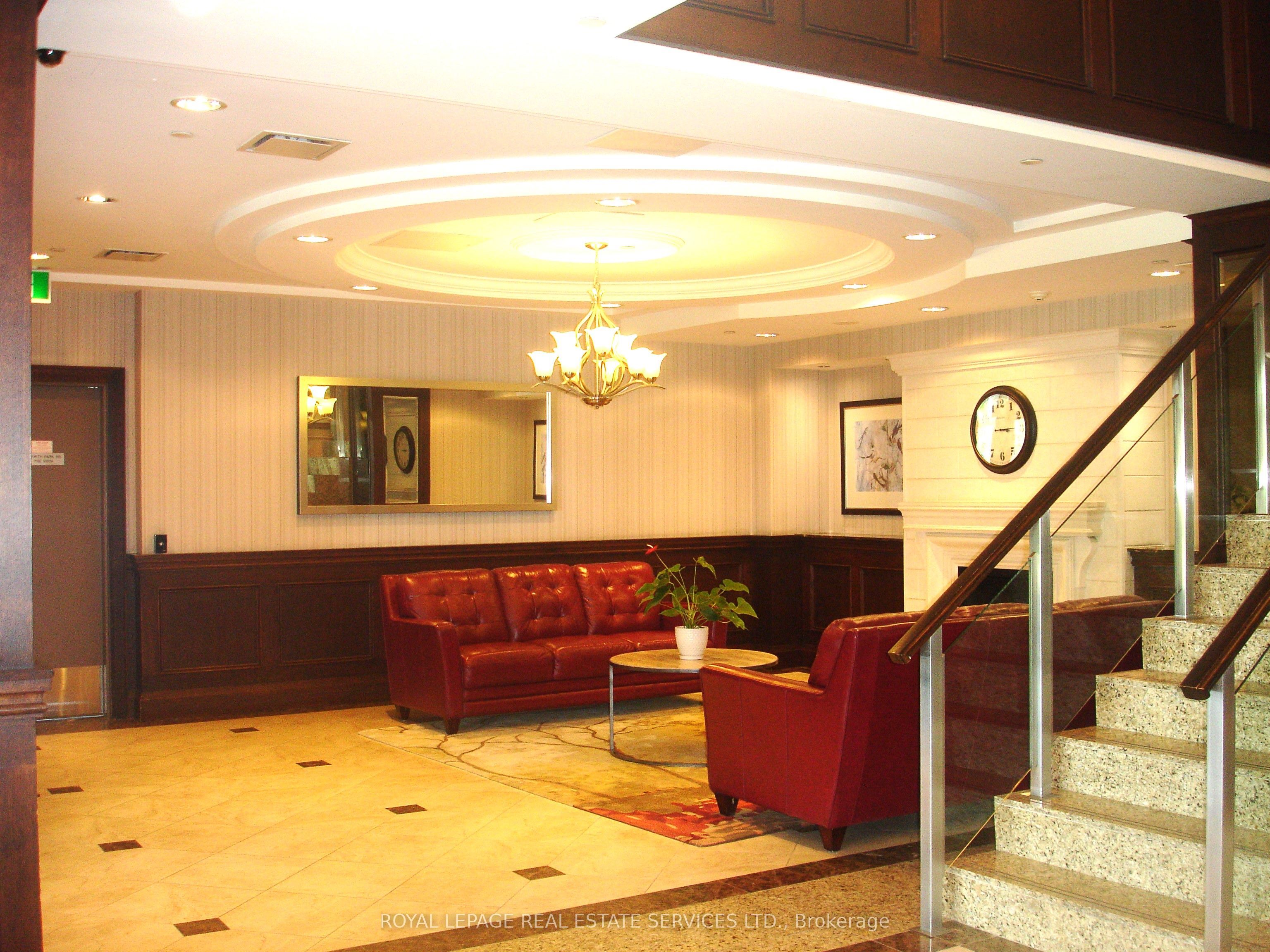 15 North Park Road 311, Vaughan, ON L4J 0A1 photo 4
