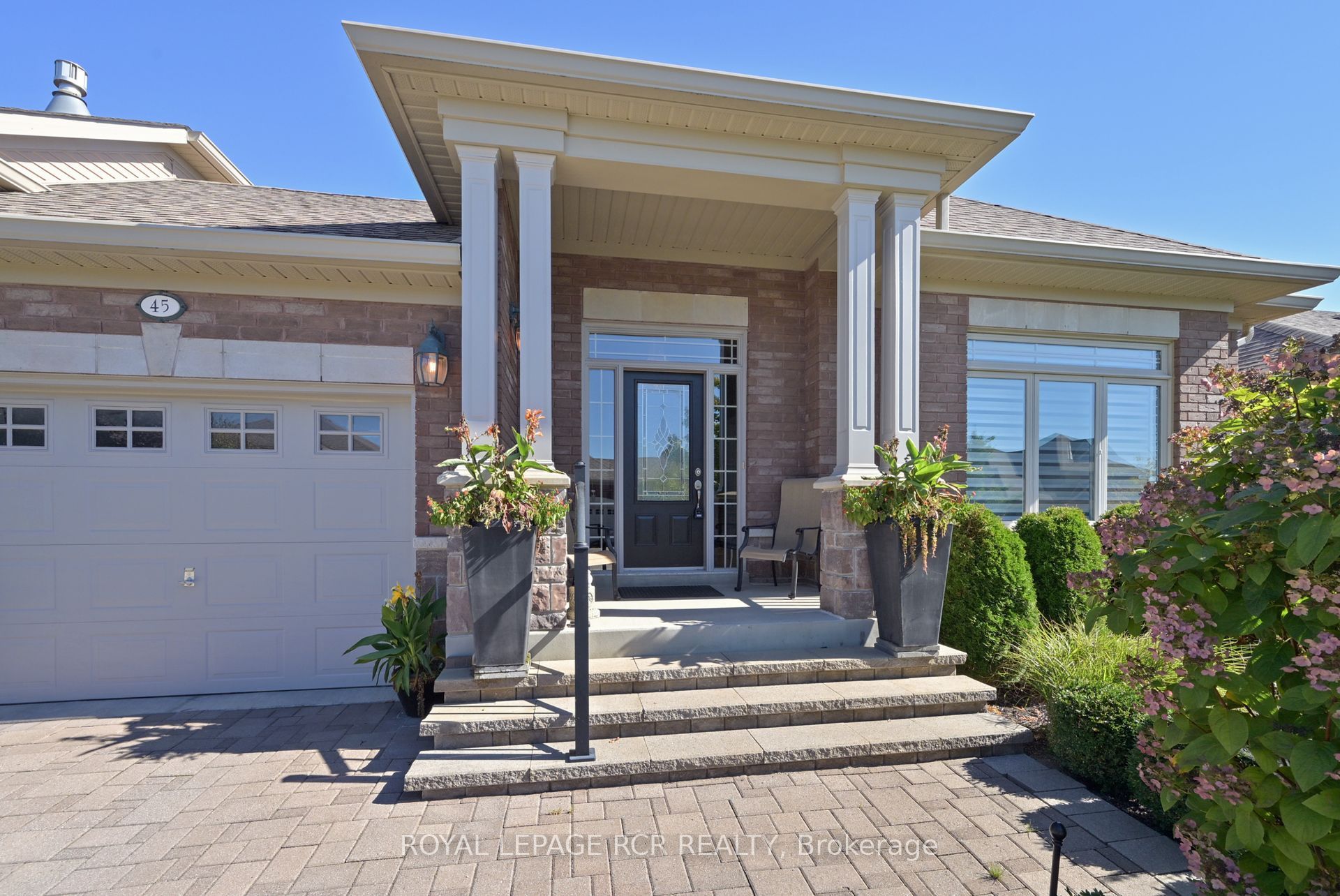 45 Hillcrest Drive, New Tecumseth, ON L9R 0N4 photo 3