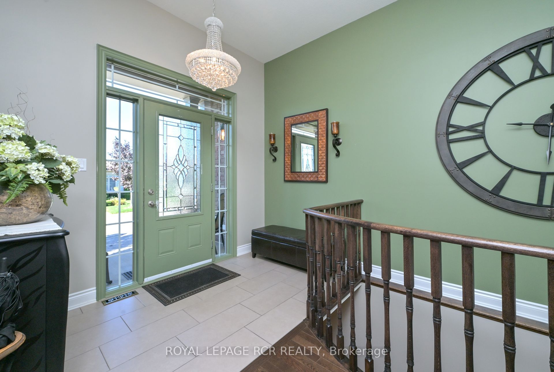 45 Hillcrest Drive, New Tecumseth, ON L9R 0N4 photo 4