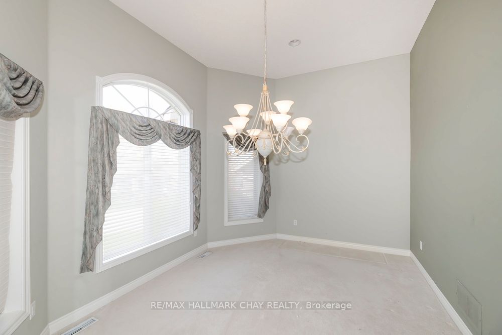 65 Sunset Boulevard, New Tecumseth, ON L9R 1Y8 photo 4