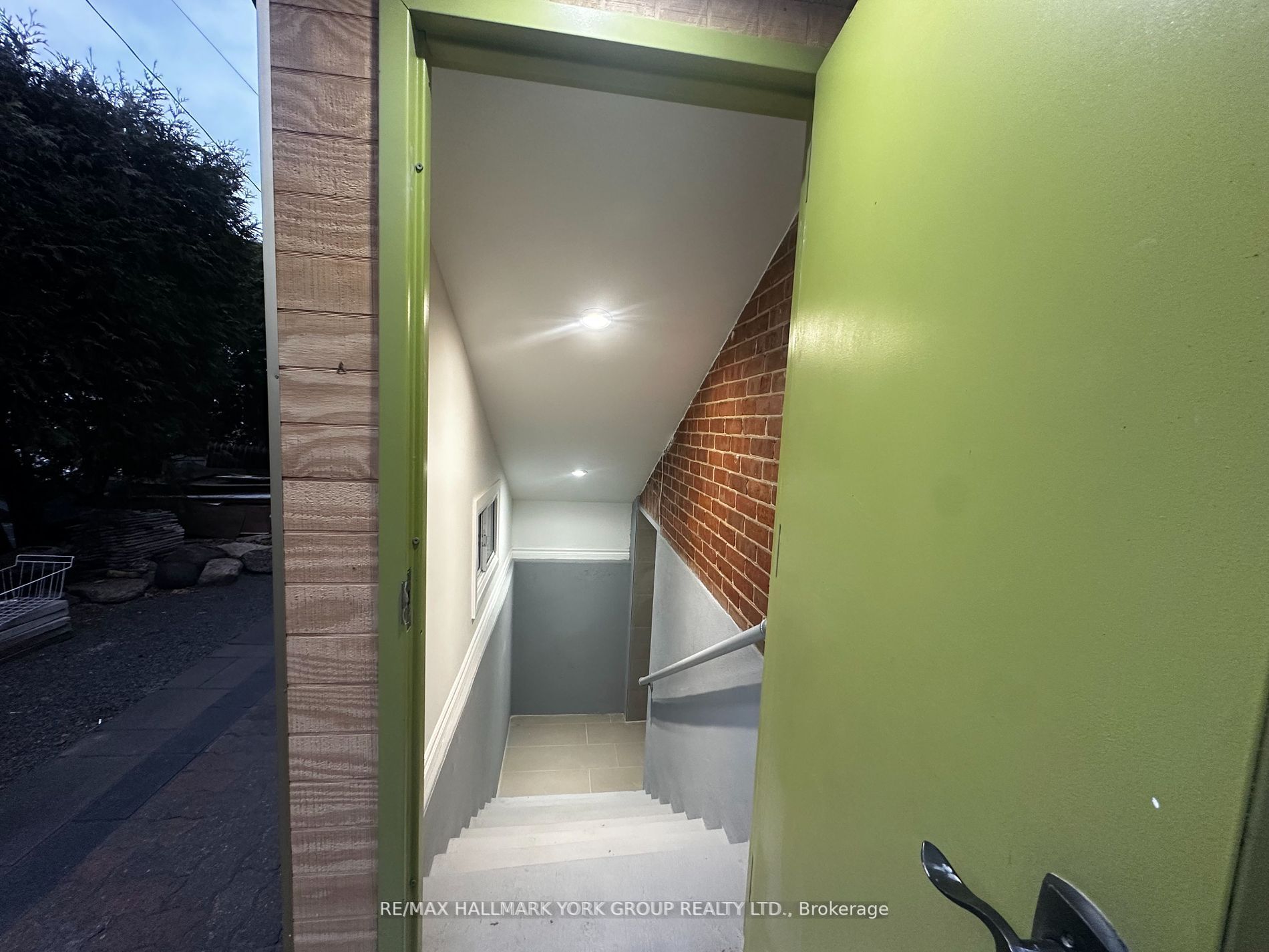 420 Osborne Street Lower, Brock, ON L0K 1A0 photo 2