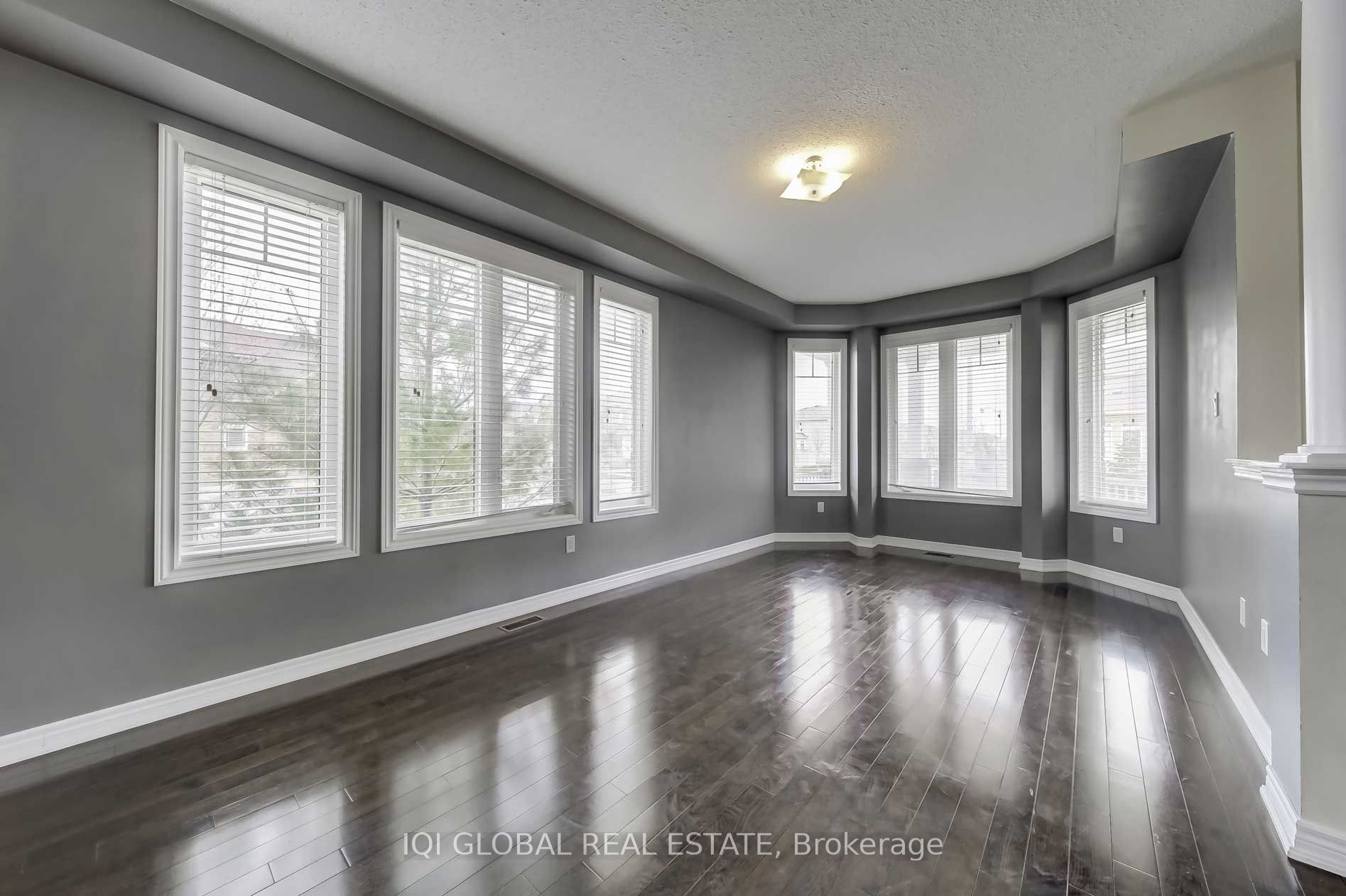 2 Bowkett Drive, Richmond Hill, ON L4E 0J8 photo 4