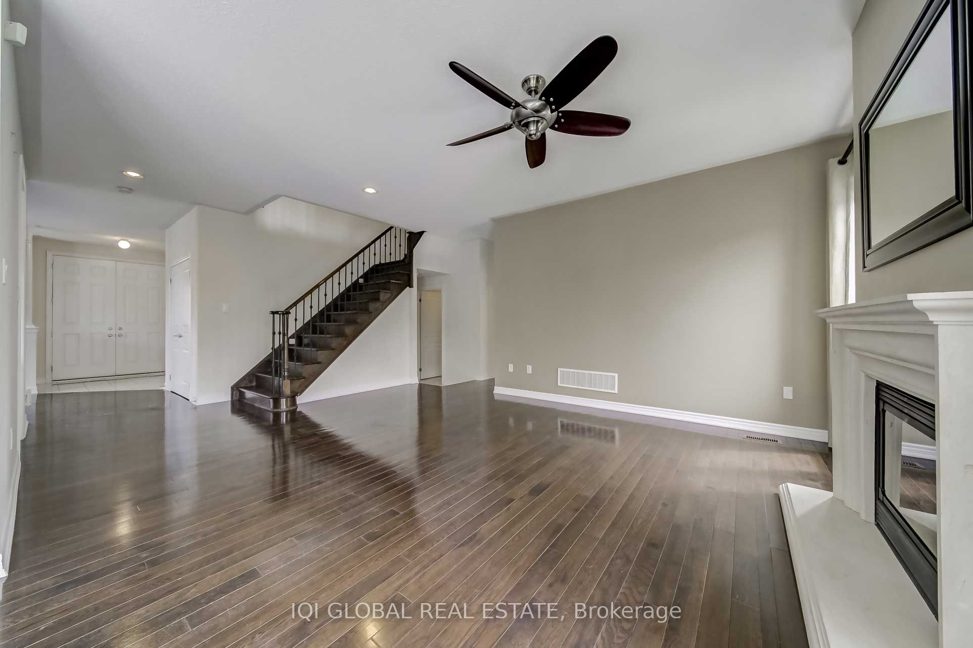 2 Bowkett Drive, Richmond Hill, ON L4E 0J8 photo 5