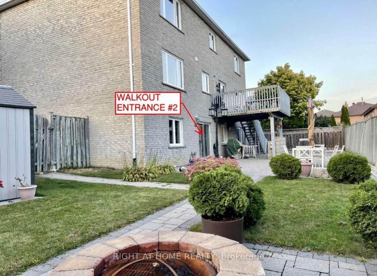 319 Fern Avenue, Richmond Hill, ON L4C 8P4 photo 4
