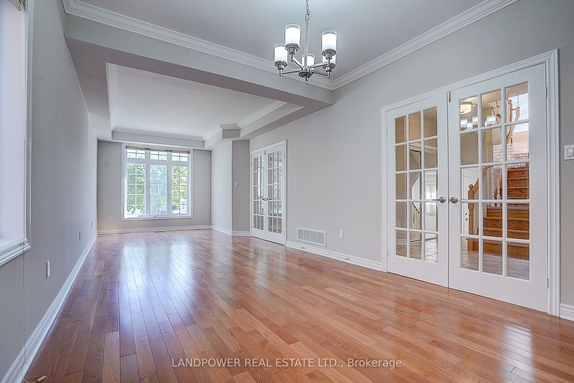 60 Valleyford Avenue, Richmond Hill, ON L4C 0A6 photo 2
