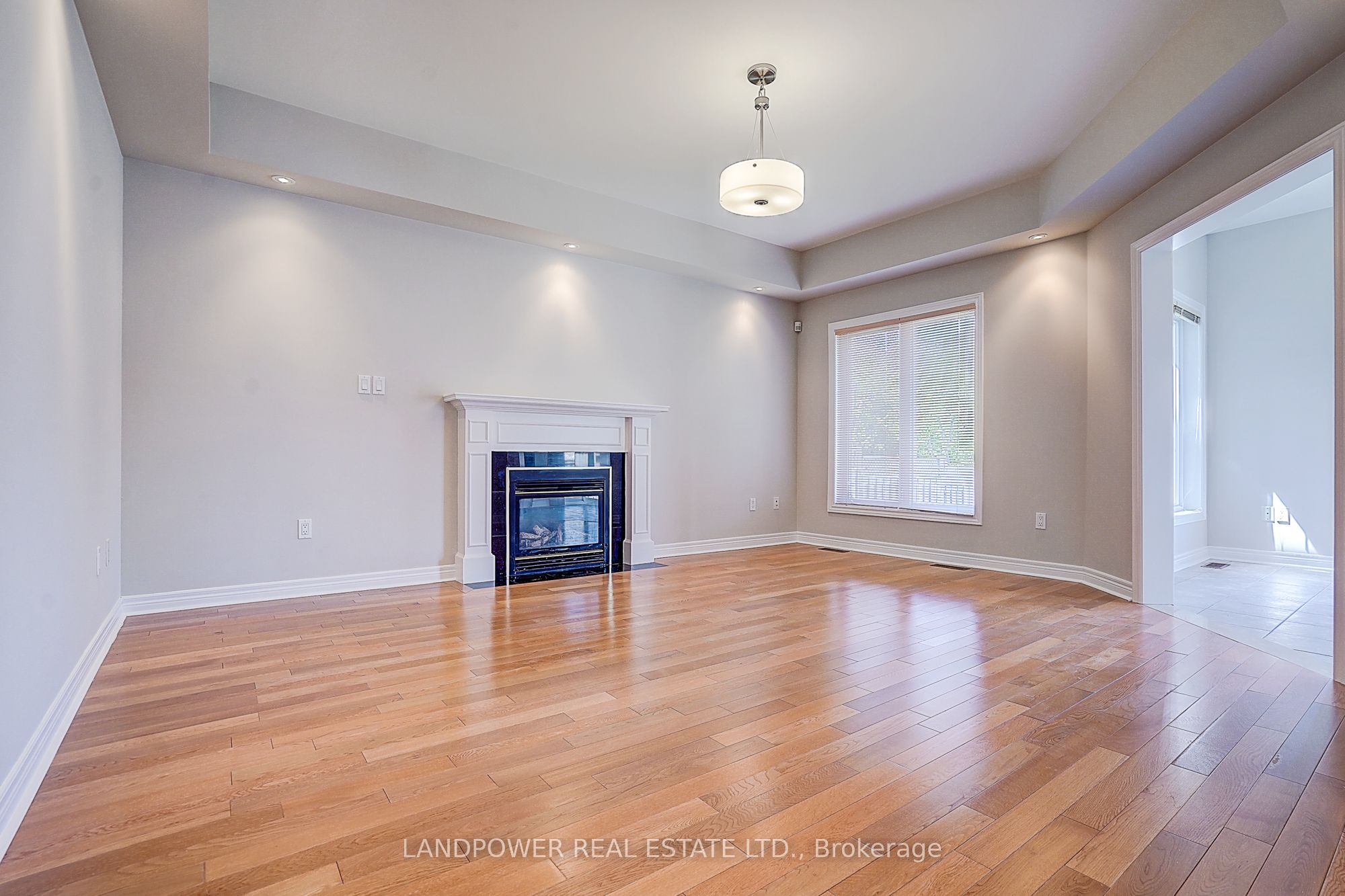 60 Valleyford Avenue, Richmond Hill, ON L4C 0A6 photo 4