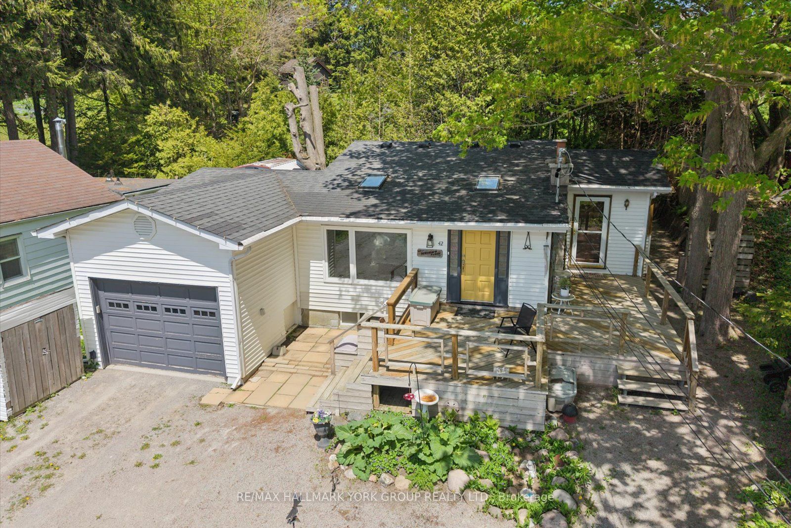 42 Connor Drive, Whitchurch-Stouffville, ON L4A 7X3 photo 2
