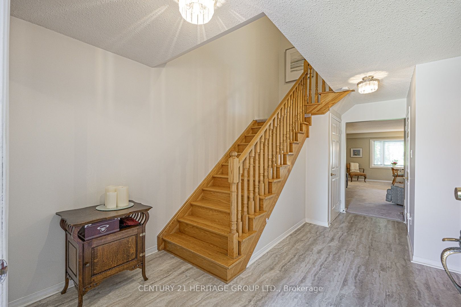 707 Caradonna Crescent, Newmarket, ON L3X 1W5 photo 4