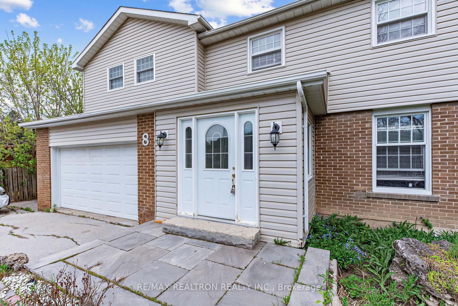 8 Gallacher Avenue, Richmond Hill, ON L4E 2W9 photo 4