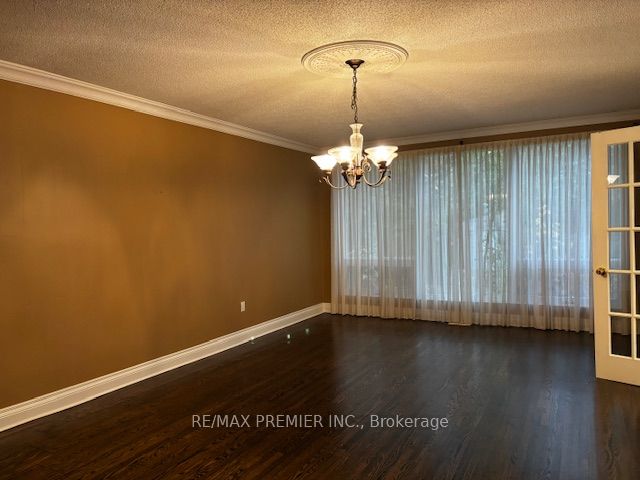 66 Laureleaf Road, Markham, ON L3T 2Y1 photo 4
