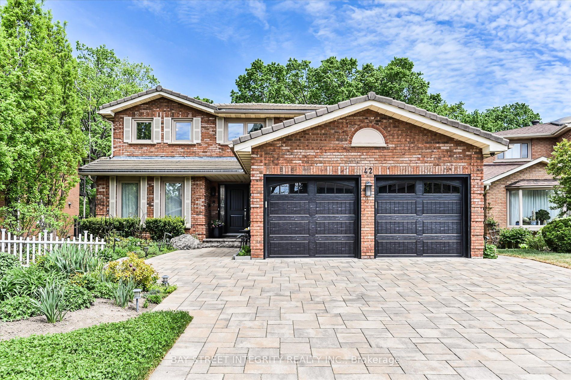 42 Sycamore Drive, Markham, ON L3T 5V6