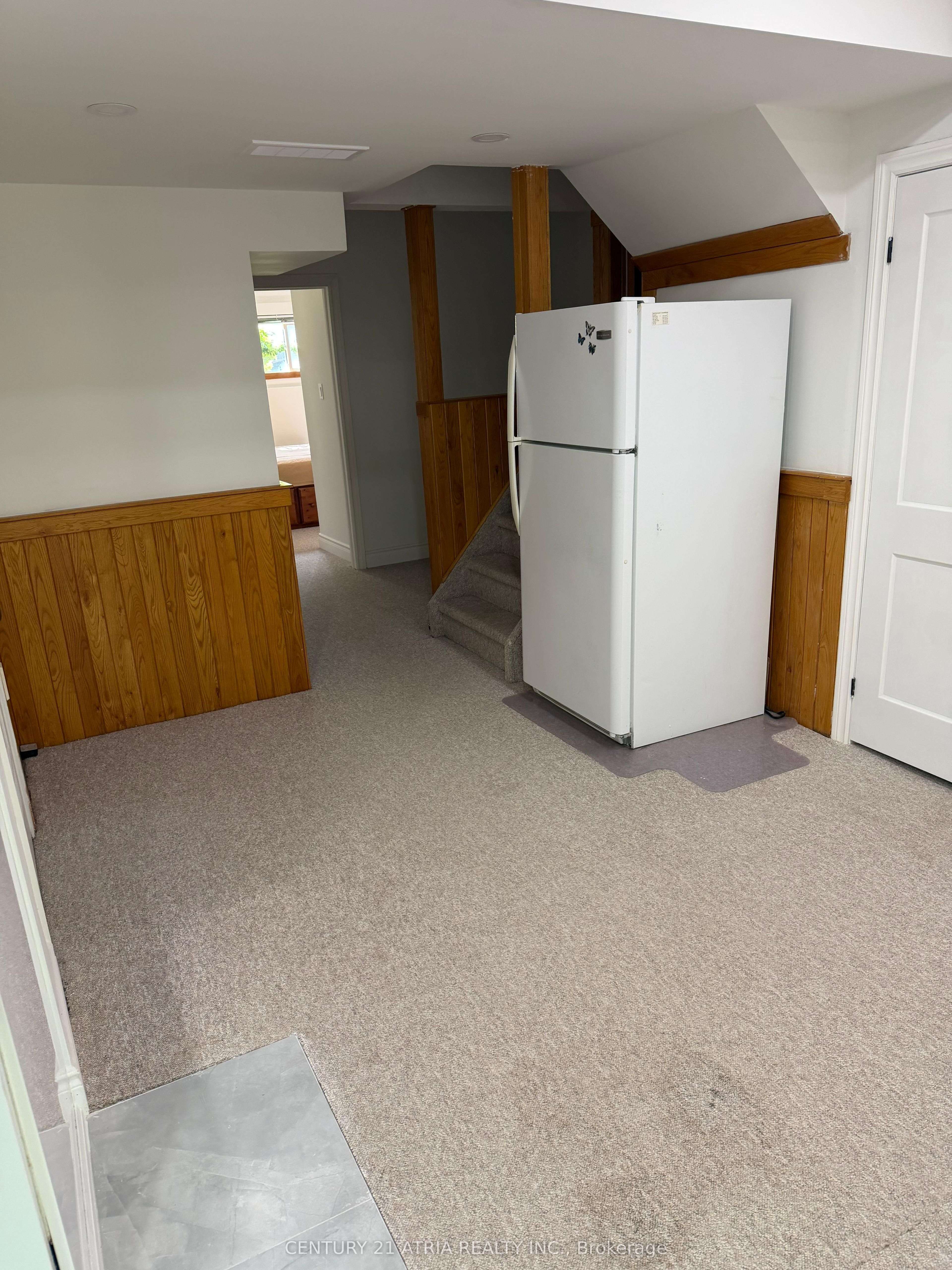 12 Wiles Court Basement, Aurora, ON L4G 3N5 photo 5