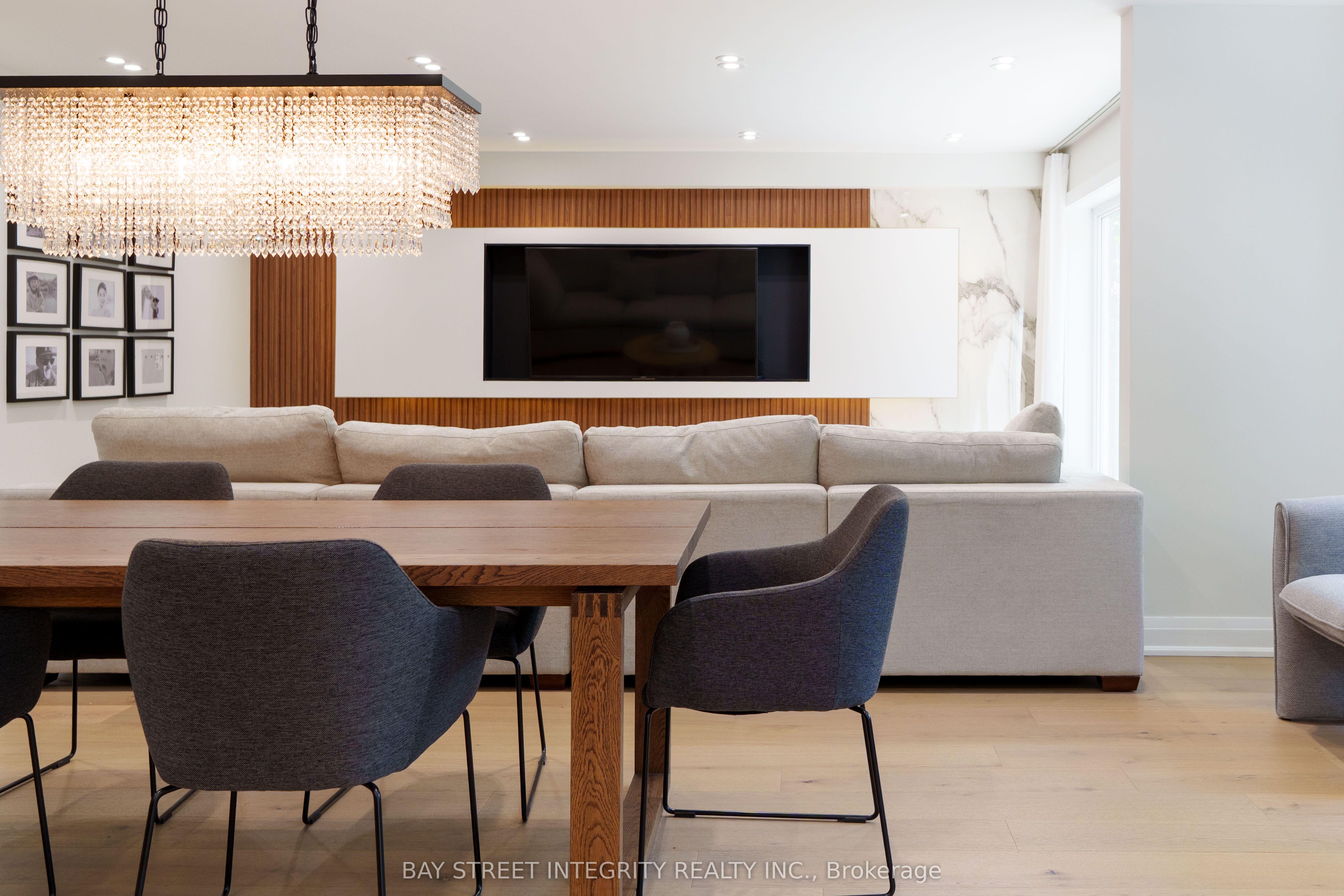 2247 Rodick Road, Markham, ON L6C 1R1 photo 4