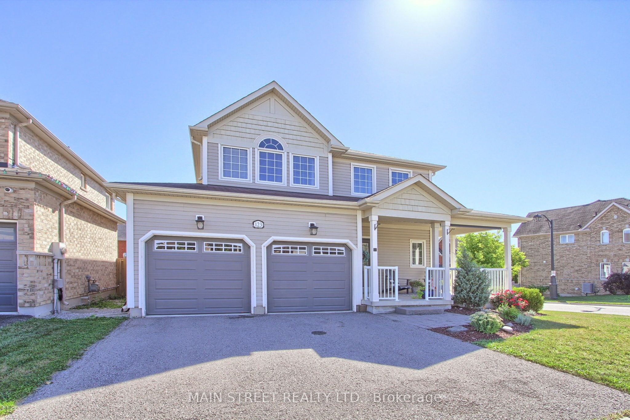 123 Laurendale Avenue, Georgina, ON L4P 0C4 photo 3
