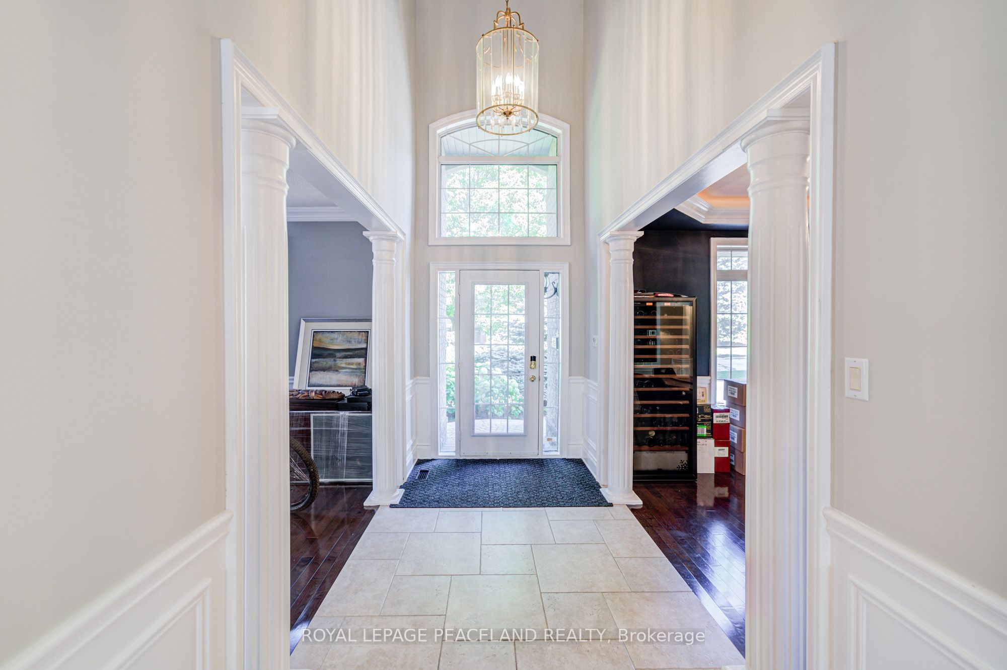 709 Highland Blade Road, Newmarket, ON L3X 1P3 photo 4