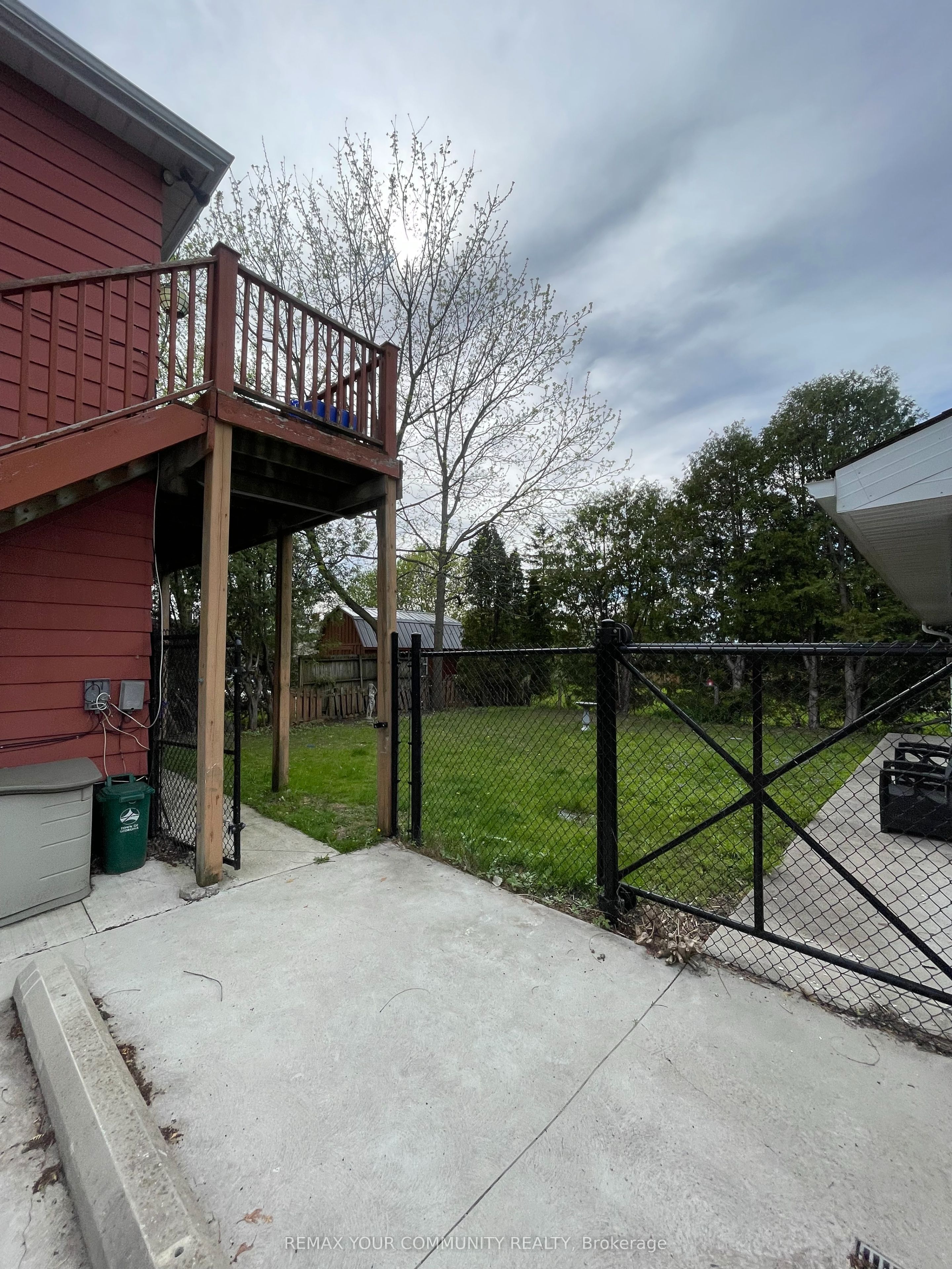 50 Middle Street 2, Georgina, ON L0E 1R0 photo 5