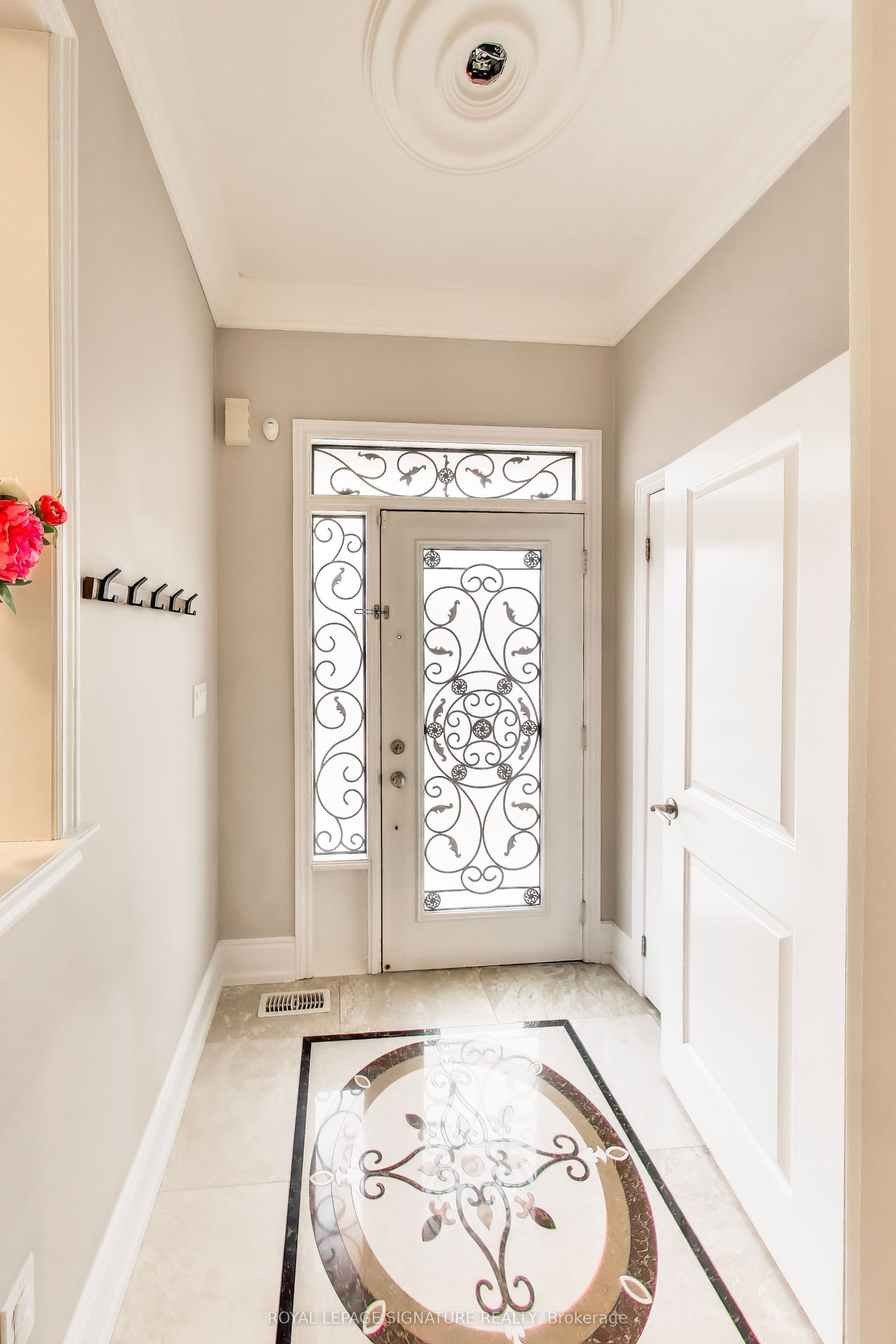259 Barons Street, Vaughan, ON L4H 3Z3 photo 4