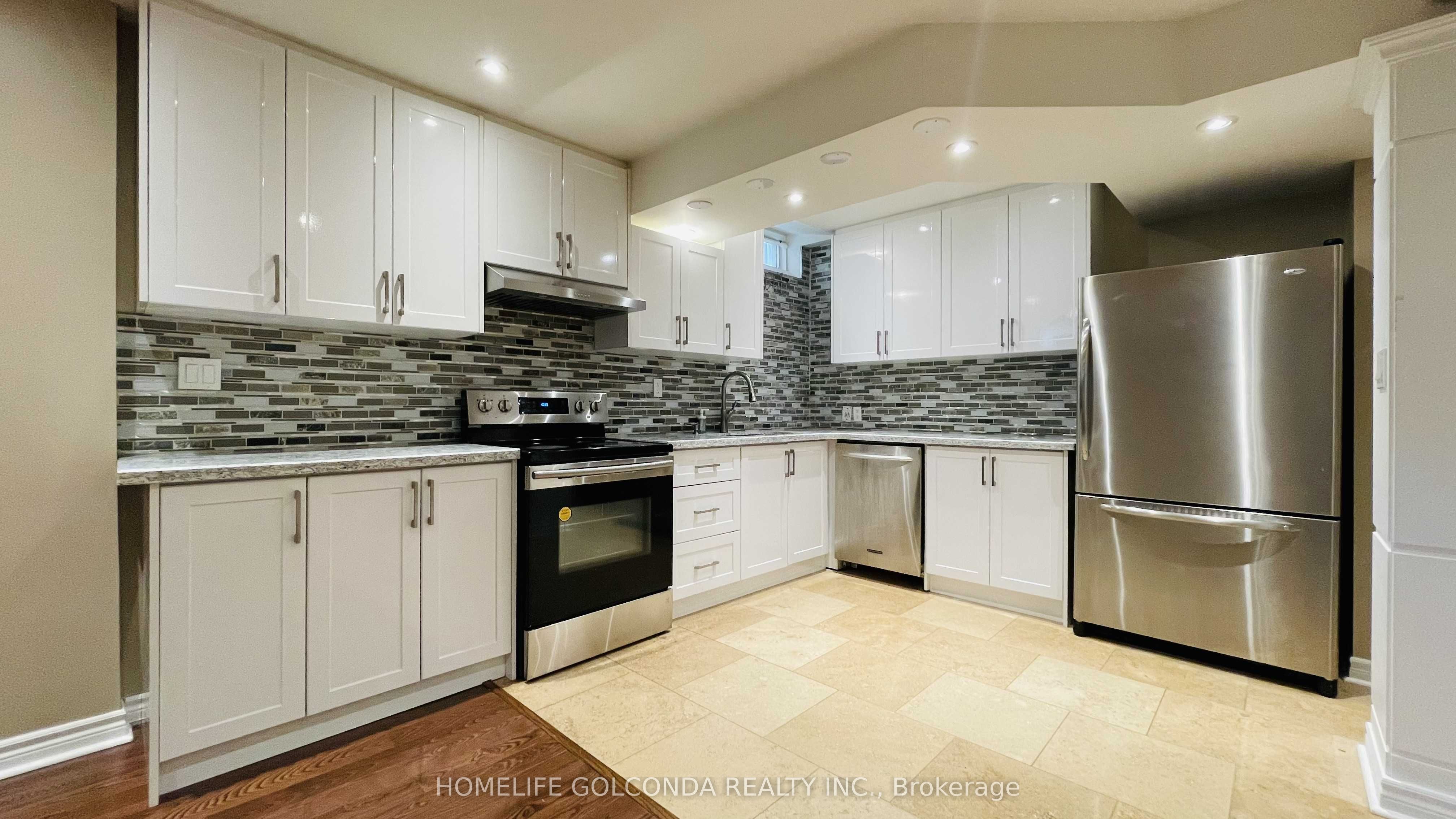 110A Bond Crescent Lower, Richmond Hill, ON L4E 3L1 photo 4