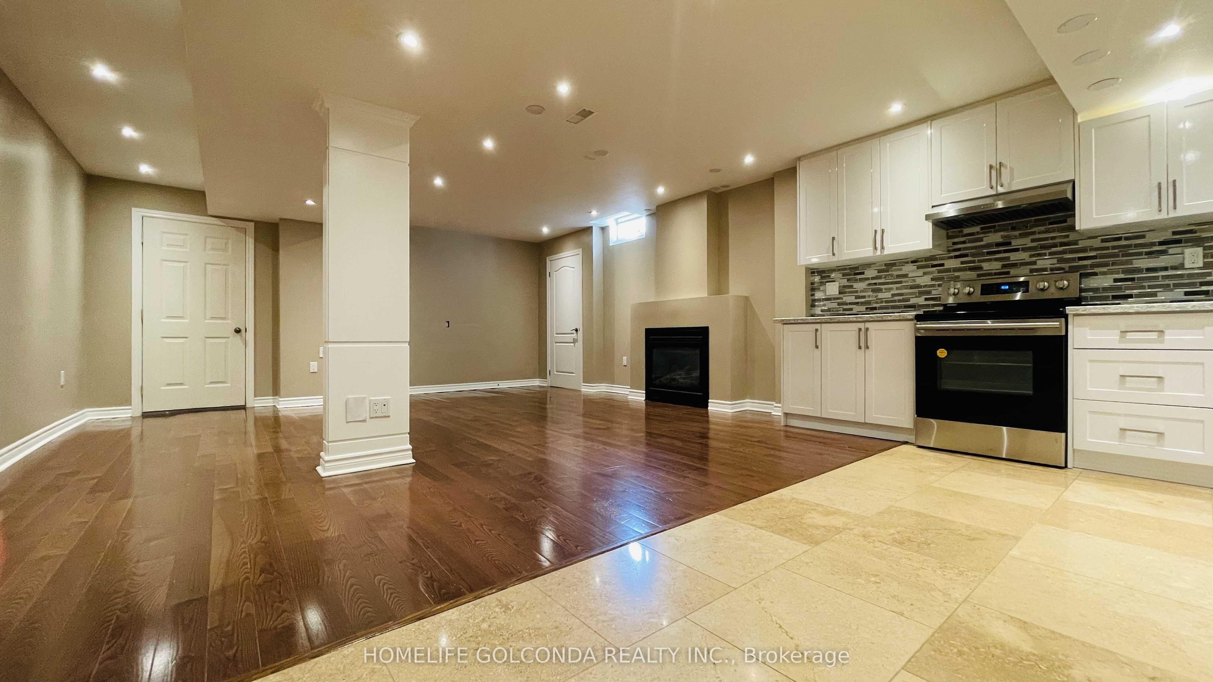 110A Bond Crescent Lower, Richmond Hill, ON L4E 3L1 photo 5