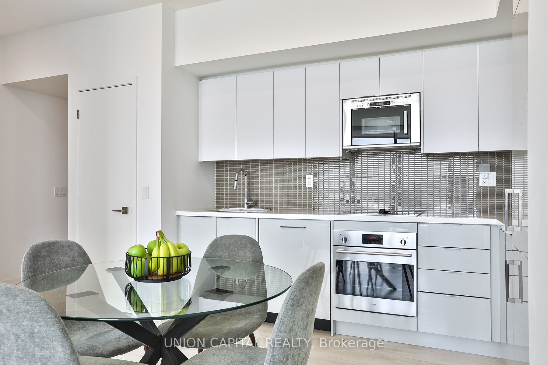2908 Highway 7 Road 1802, Vaughan, ON L4K 0K5 photo 3