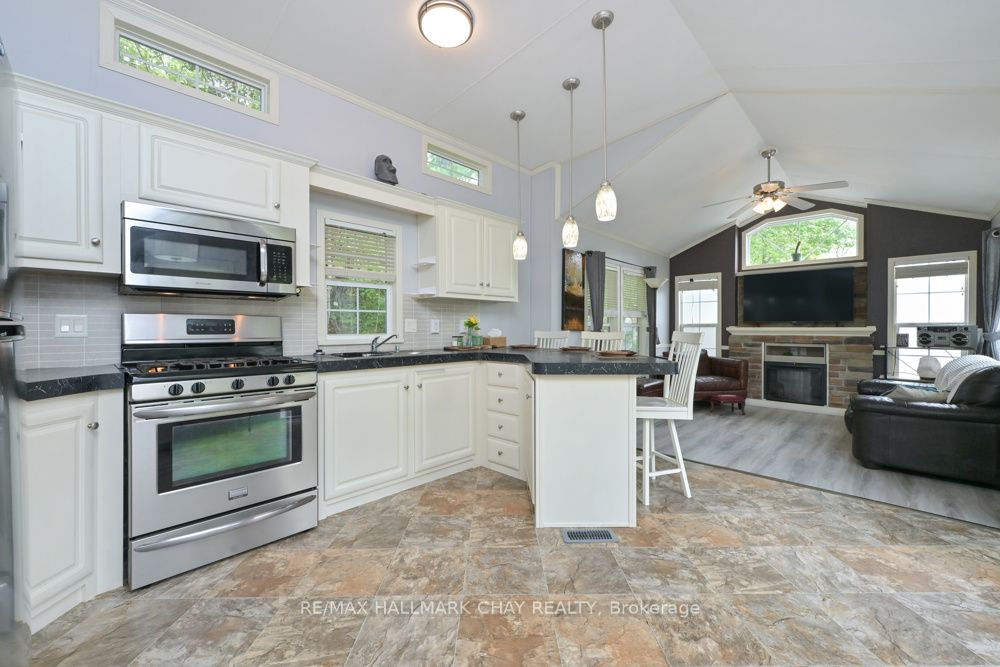 6047 HWY 89 93, New Tecumseth, ON L9R 2G2 photo 3