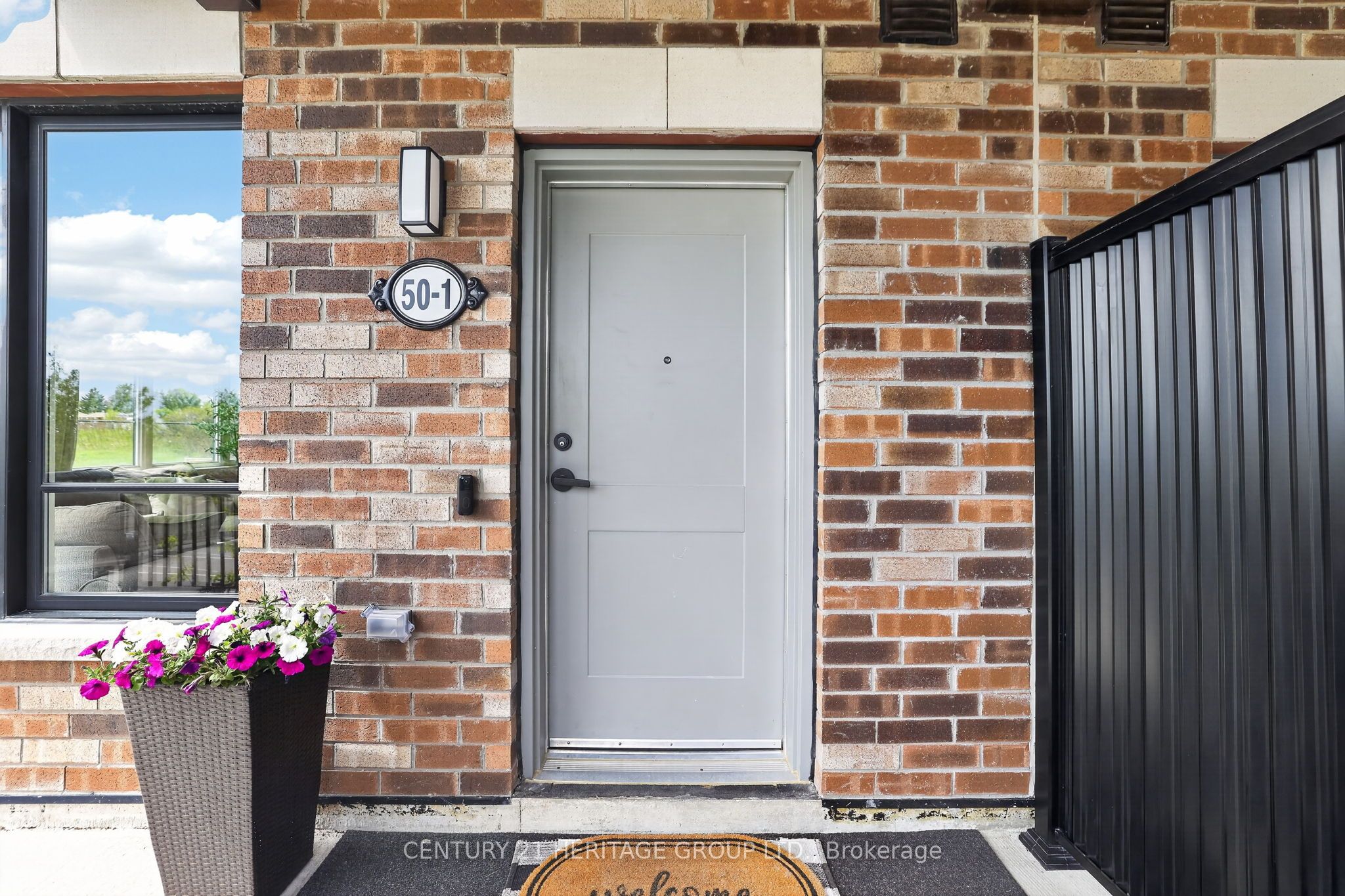 50 Baynes Way 1, Bradford West Gwillimbury, ON L3Z 4M4 photo 4