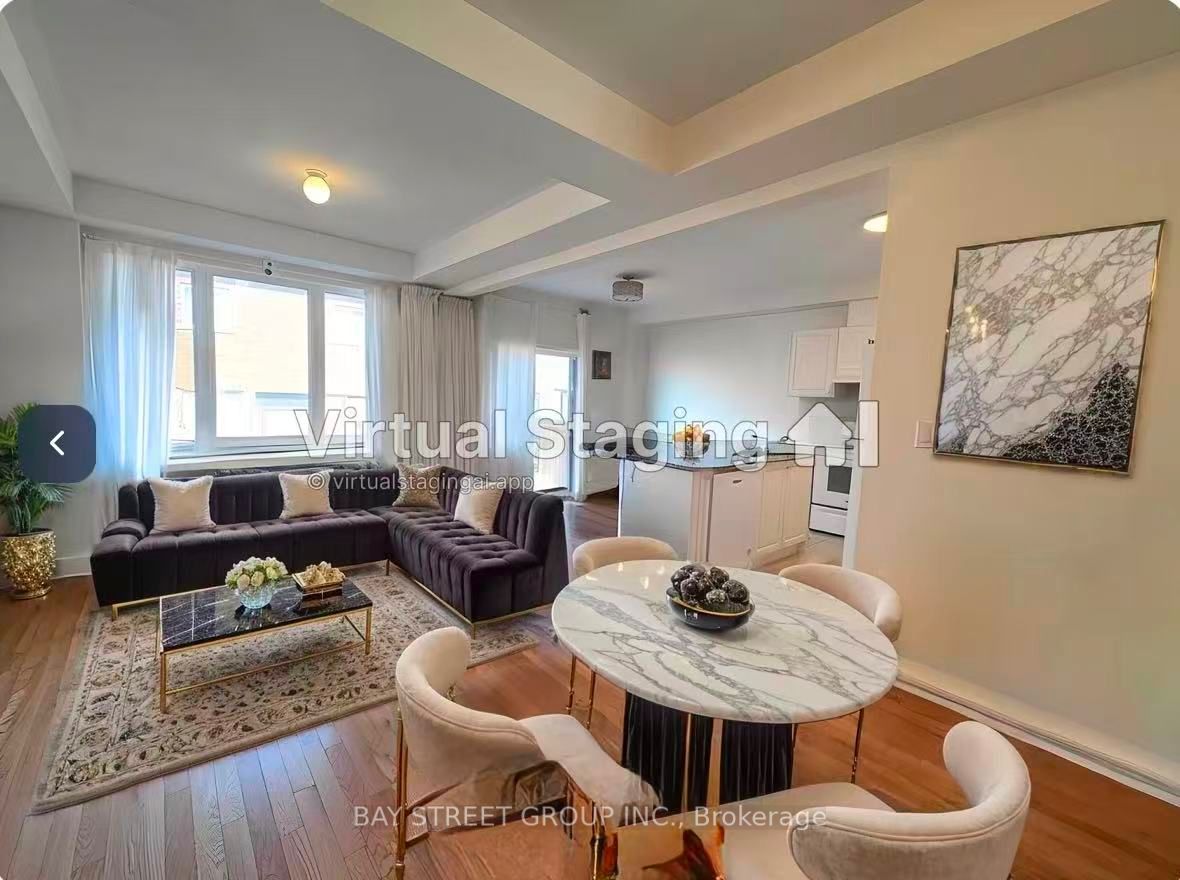100 Ness Drive, Richmond Hill, ON L4S 0K9 photo 4