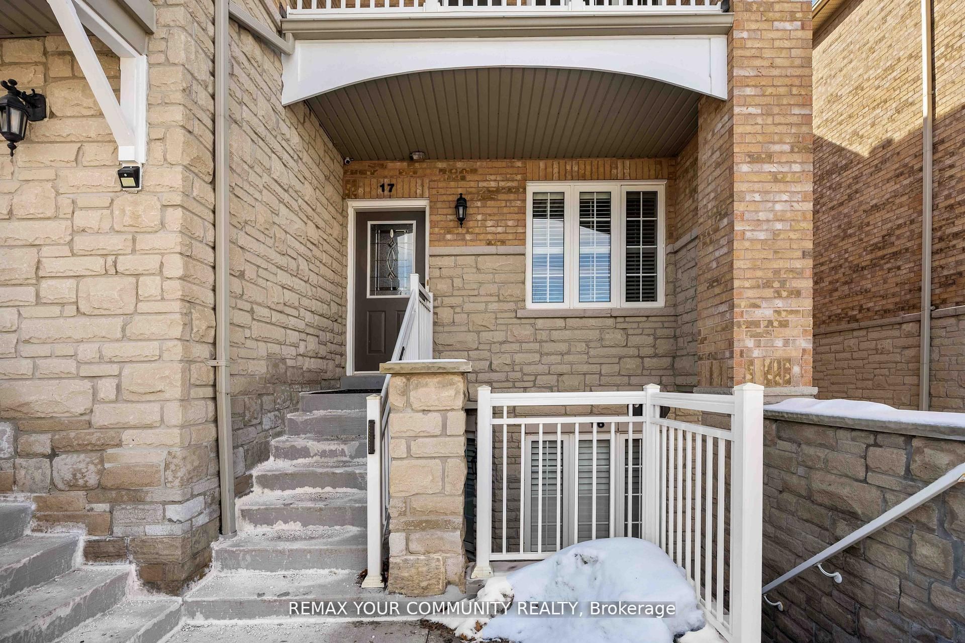 520 Silken Laumann Drive 17, Newmarket, ON L3X 2S7 photo 3