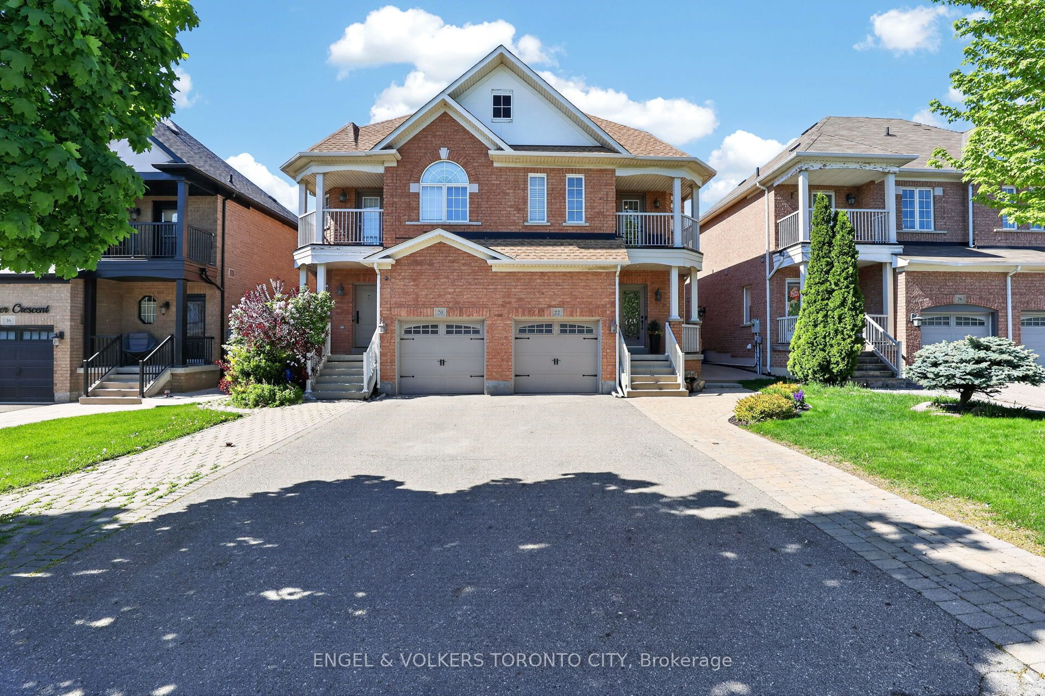 22 Ozner Crescent, Vaughan, ON L4H 0E2 photo 3