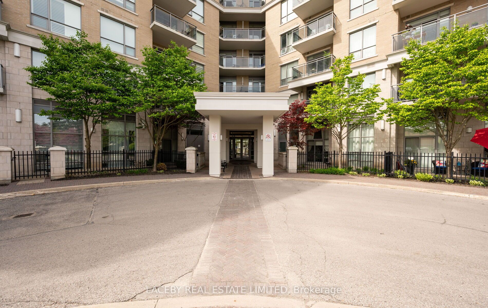 111 Civic Square Gate 507, Aurora, ON L4G 0S6 photo 4